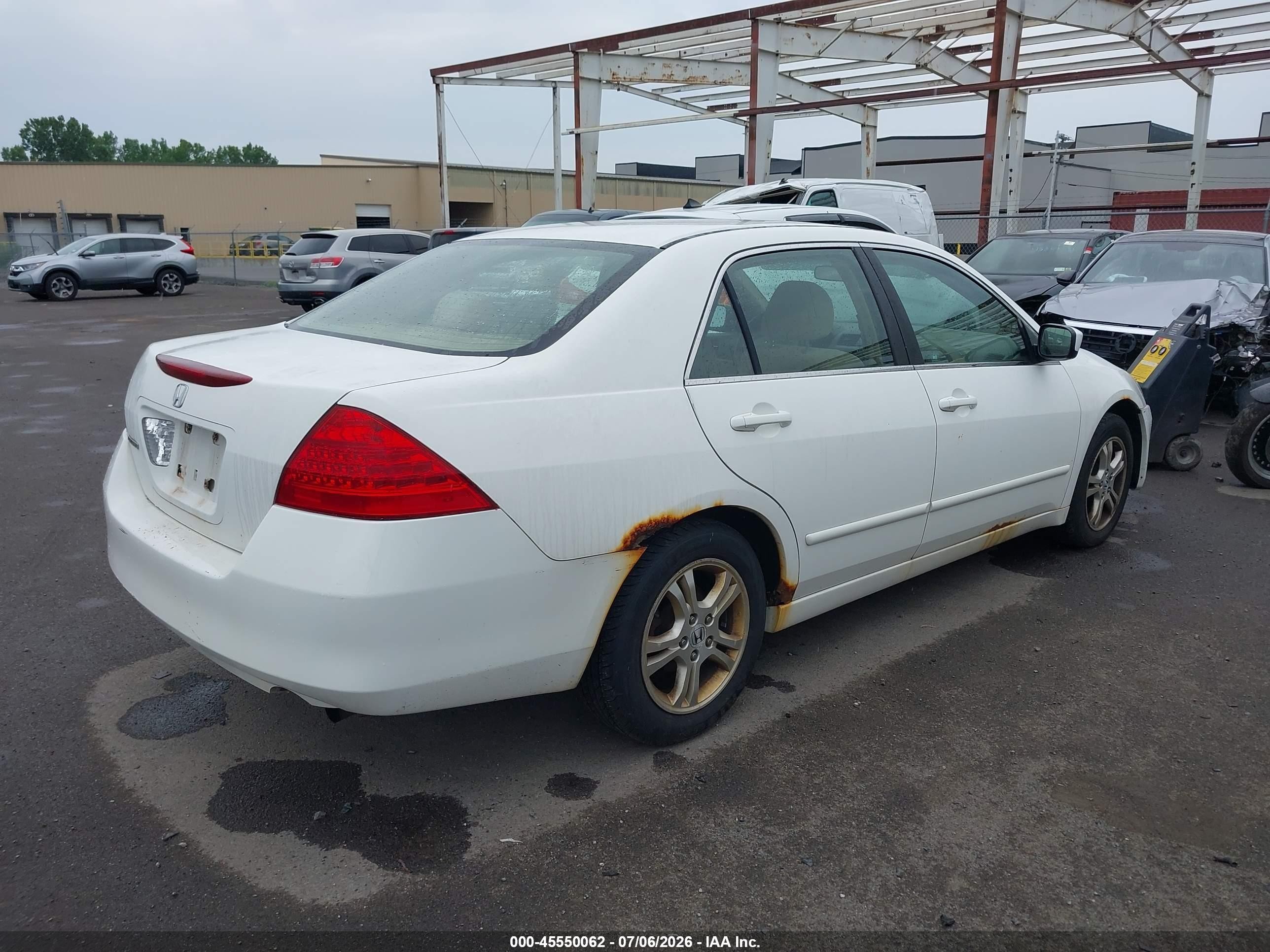 2007 Honda Accord 2.4 Se Белый vin: JHMCM56347C012322