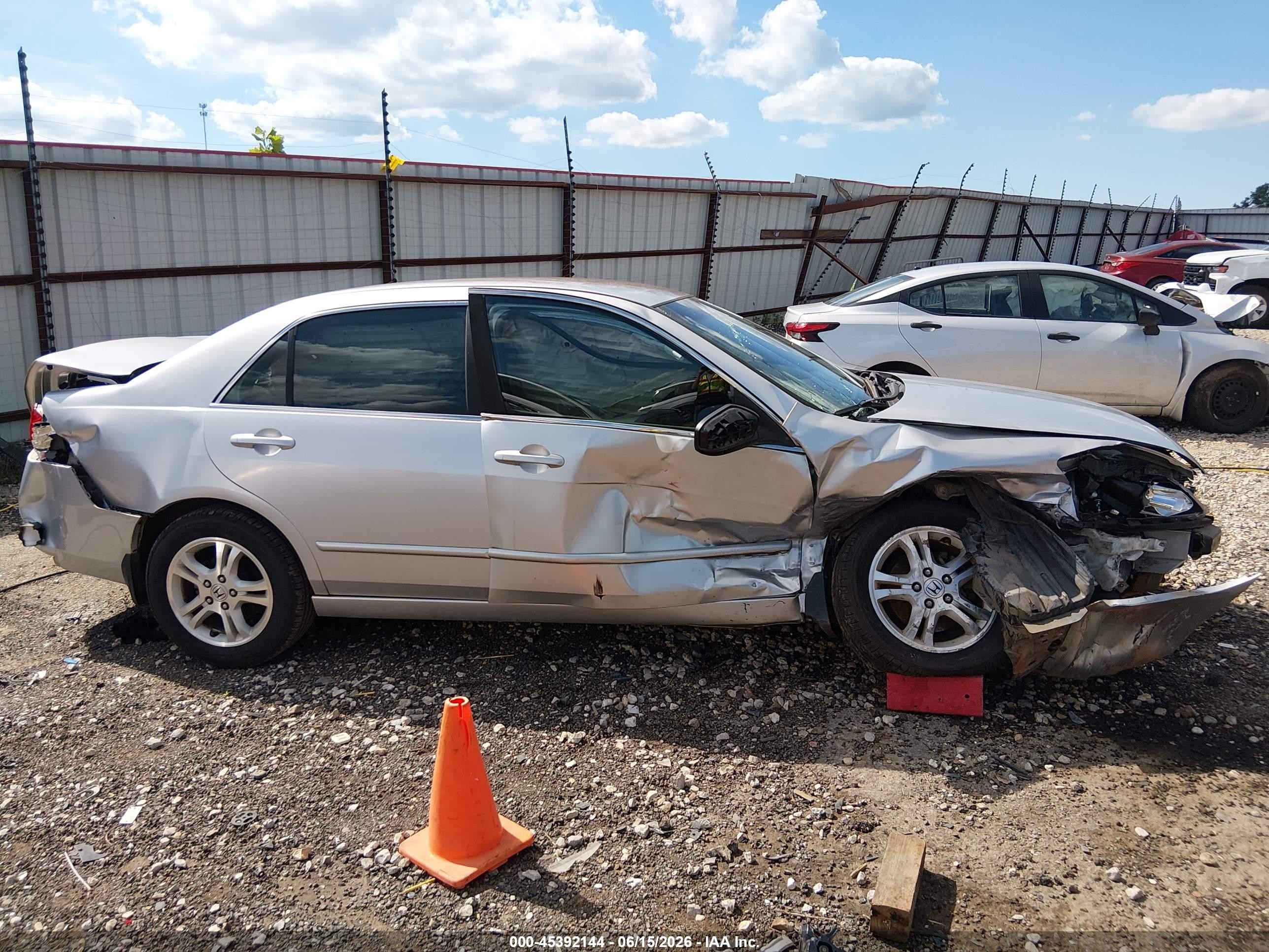2007 Honda Accord 2.4 Se Silver vin: JHMCM56347C020534