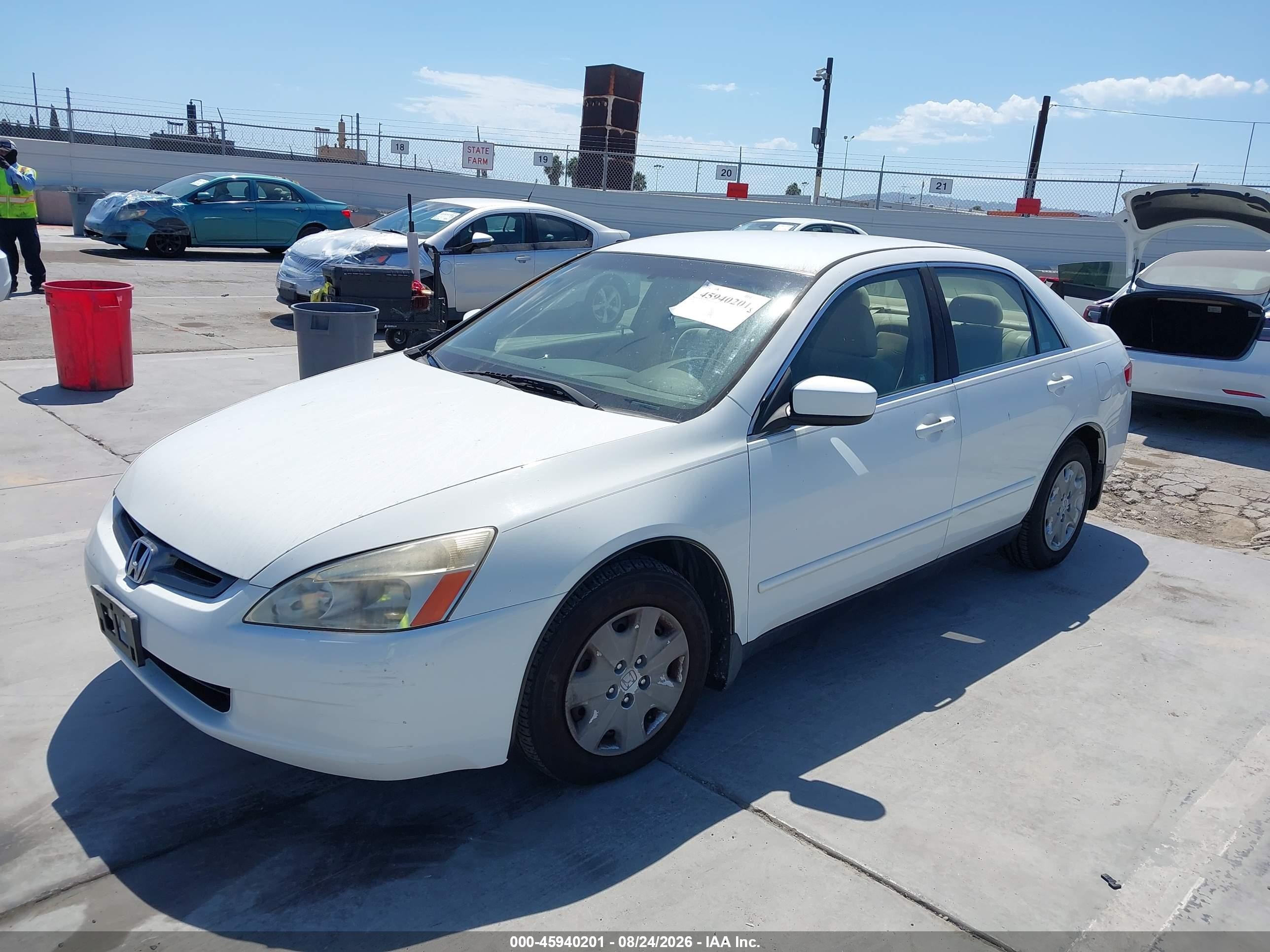 2003 Honda Accord 2.4 Lx White vin: JHMCM56353C025722