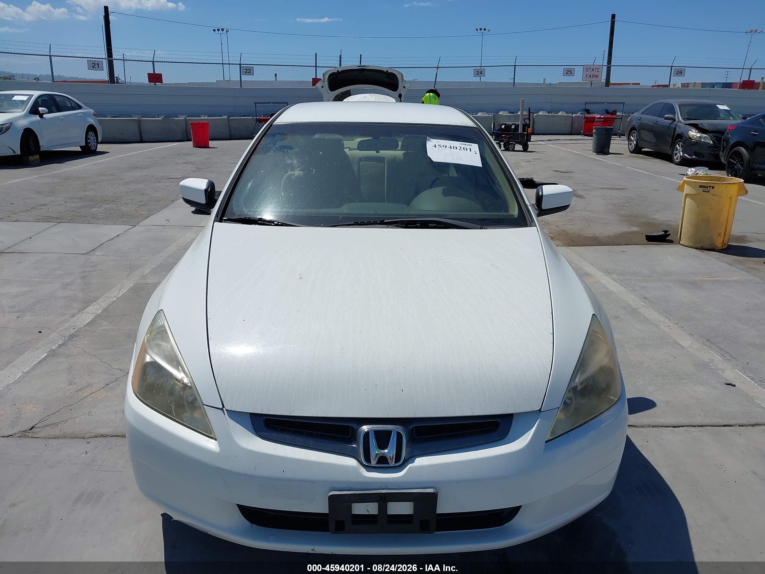 2003 Honda Accord 2.4 Lx White vin: JHMCM56353C025722