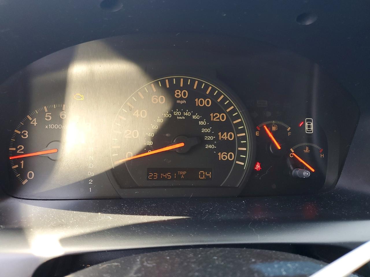2004 Honda Accord Lx Silver vin: JHMCM56354C032719