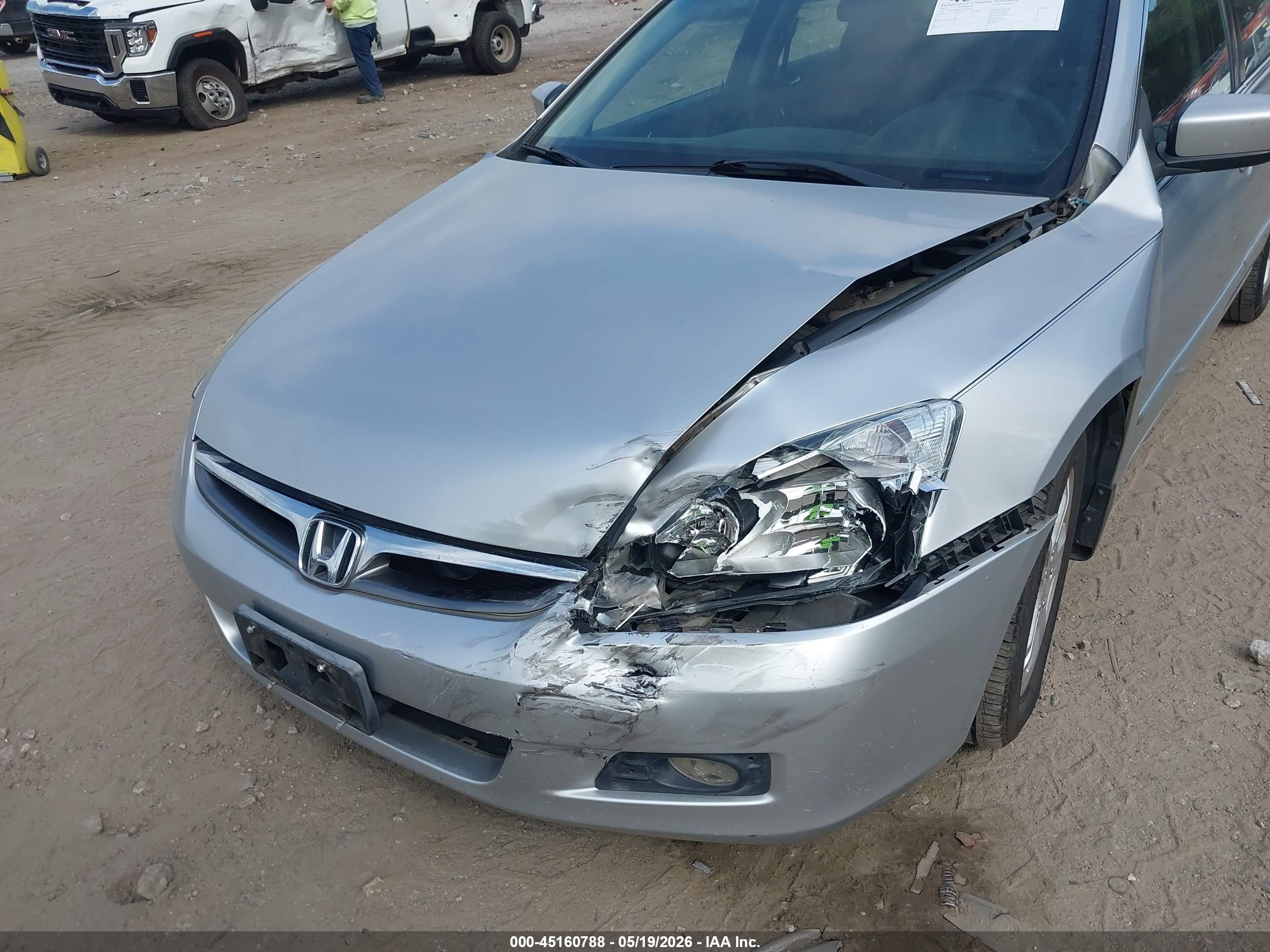 2007 Honda Accord 2.4 Se Silver vin: JHMCM56357C008182