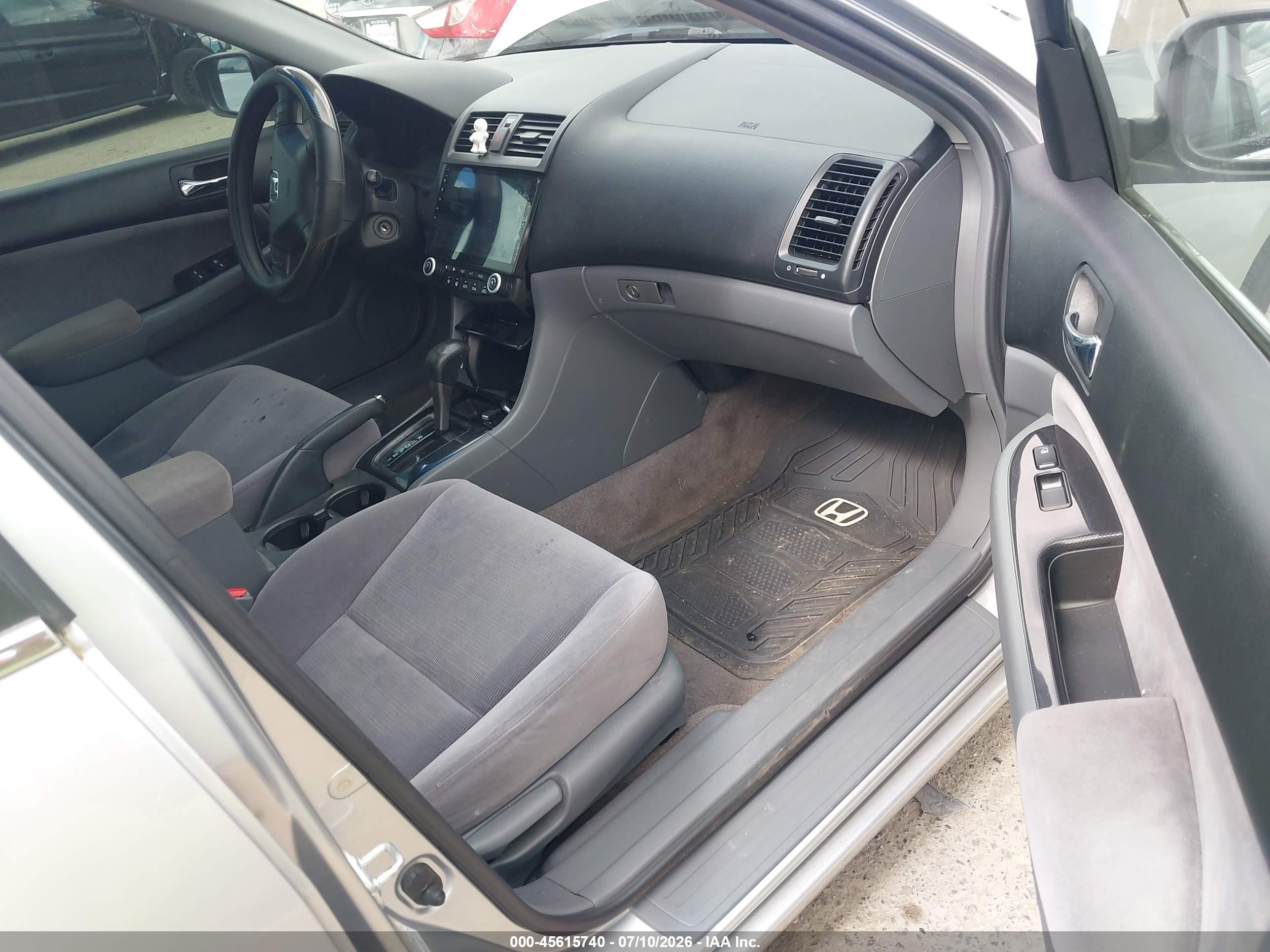2007 Honda Accord 2.4 Se Silver vin: JHMCM56357C013656