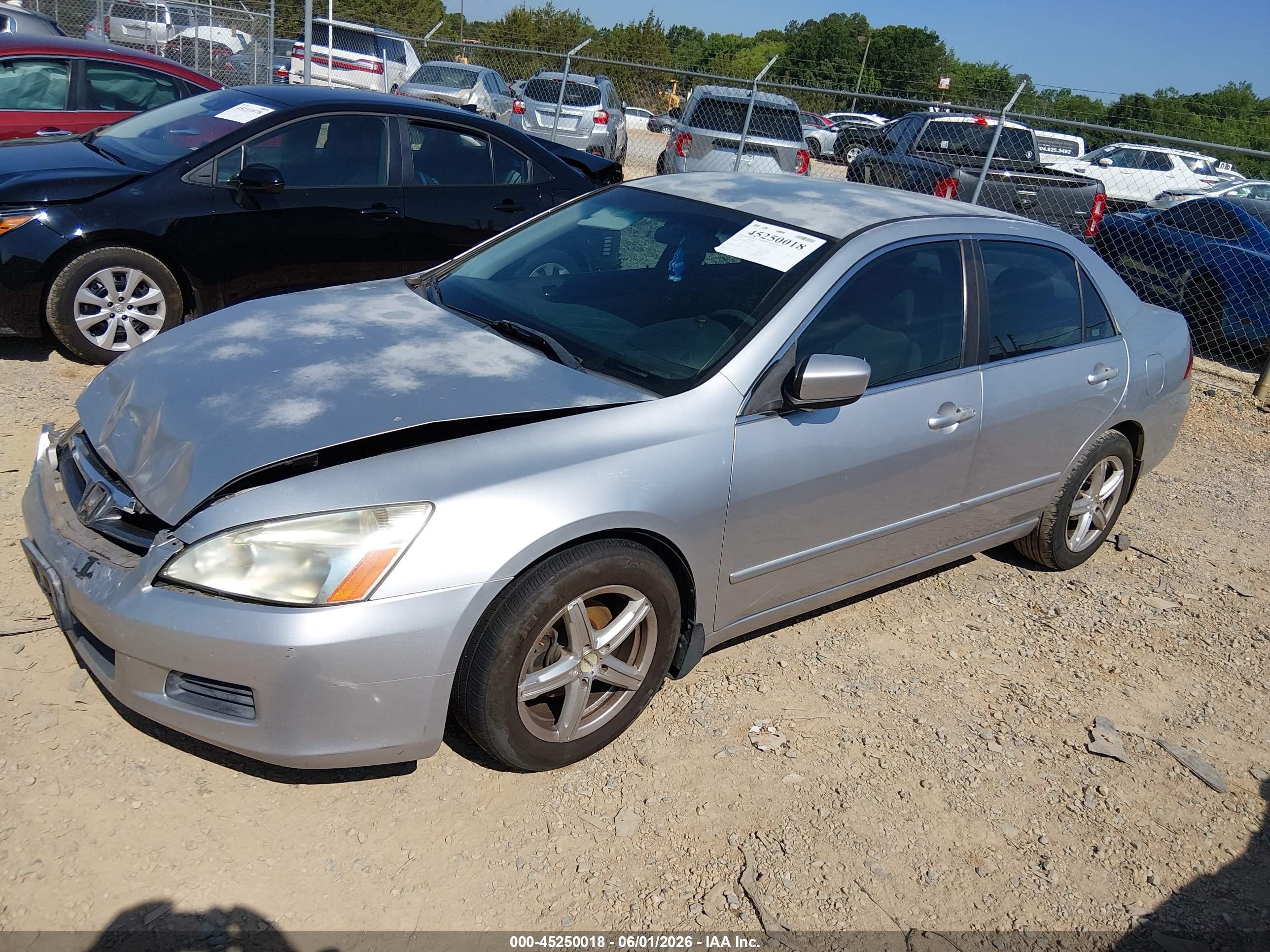 2007 Honda Accord 2.4 Se Silver vin: JHMCM56357C016945