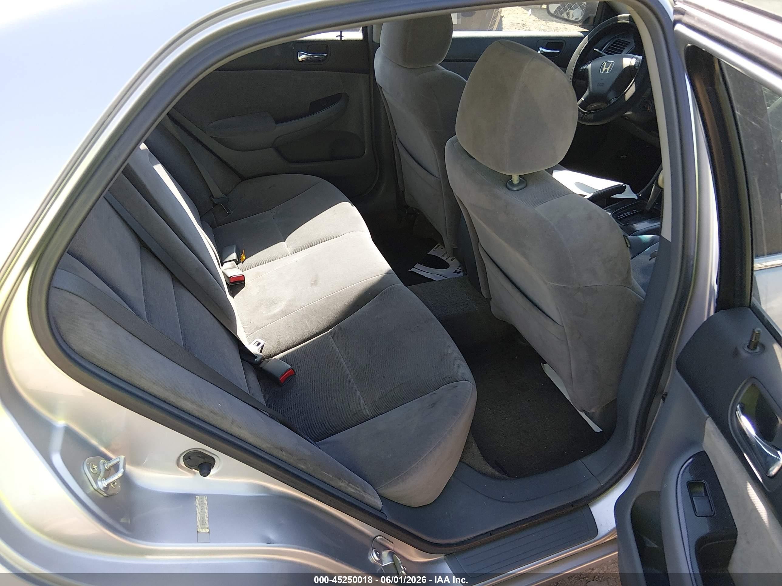 2007 Honda Accord 2.4 Se Silver vin: JHMCM56357C016945