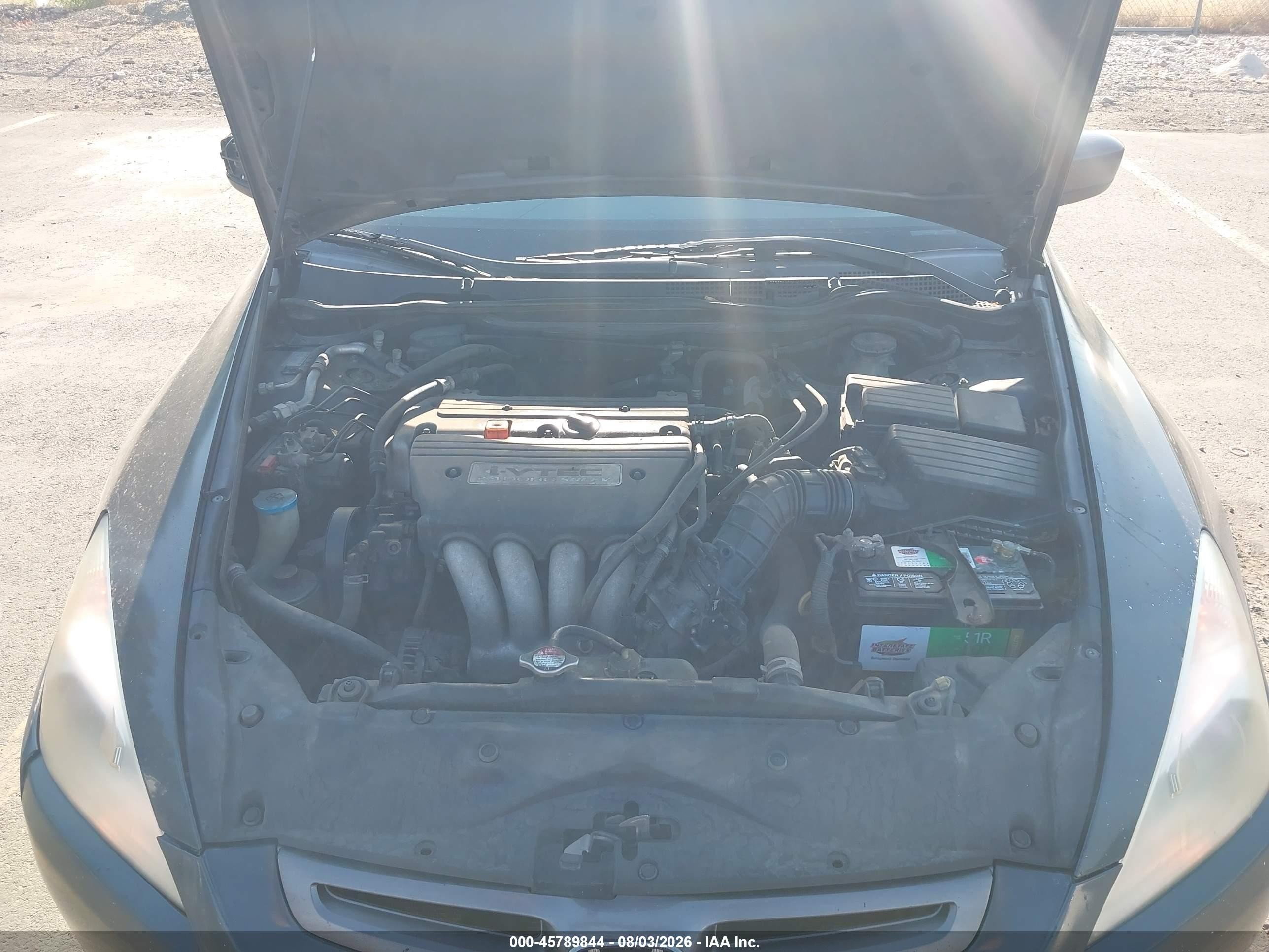 2003 Honda Accord 2.4 Lx Серый vin: JHMCM56363C019170