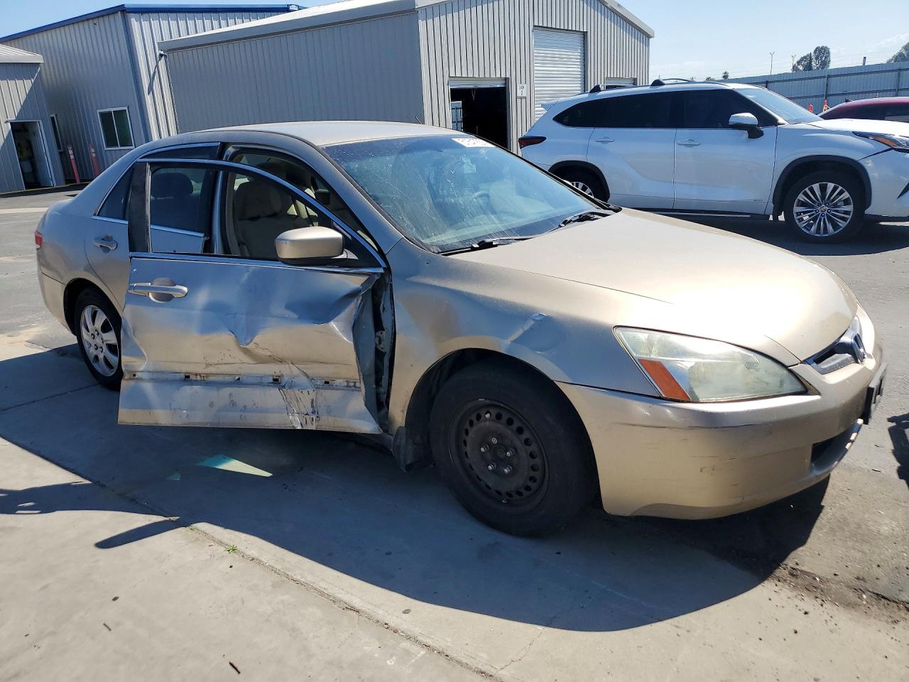 2003 Honda Accord Lx Gold vin: JHMCM56363C076582