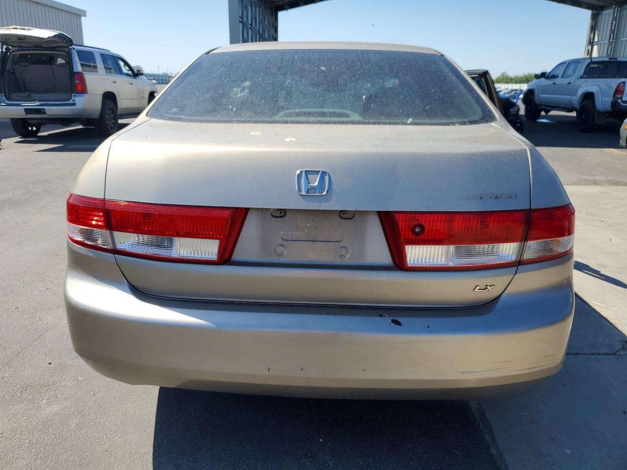2003 Honda Accord Lx Gold vin: JHMCM56363C076582