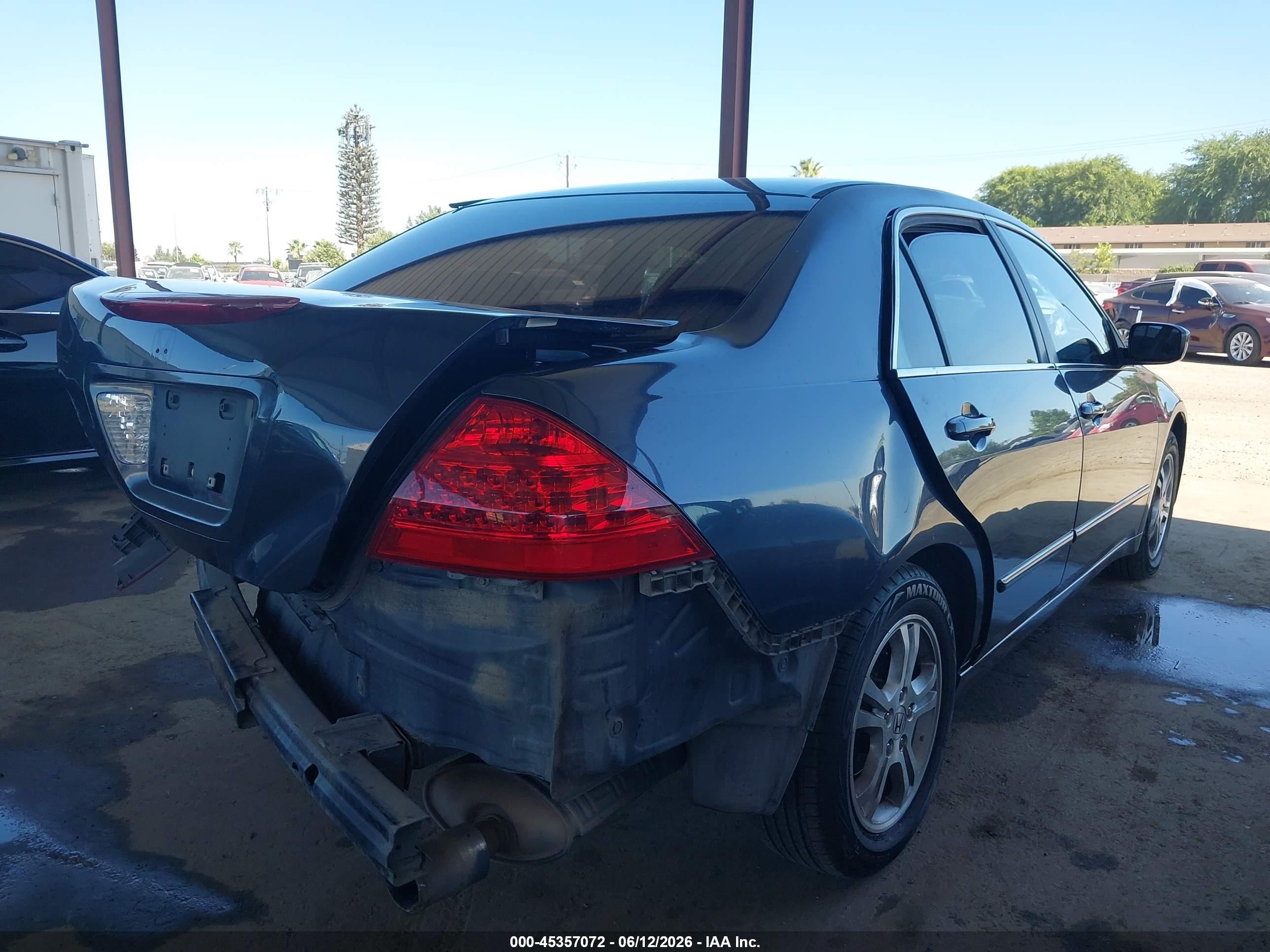 2007 Honda Accord 2.4 Se Navy vin: JHMCM56367C007607
