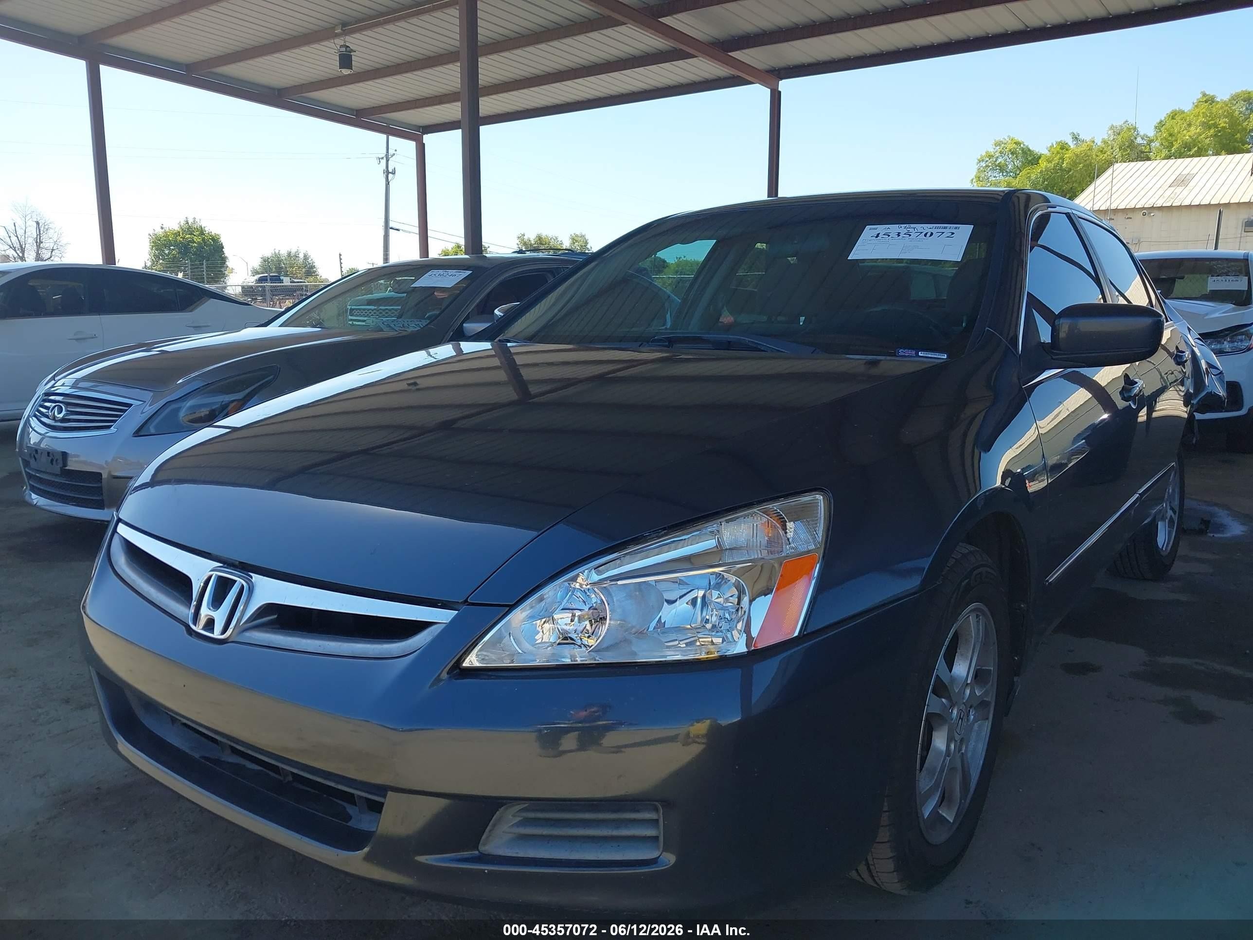 2007 Honda Accord 2.4 Se Navy vin: JHMCM56367C007607