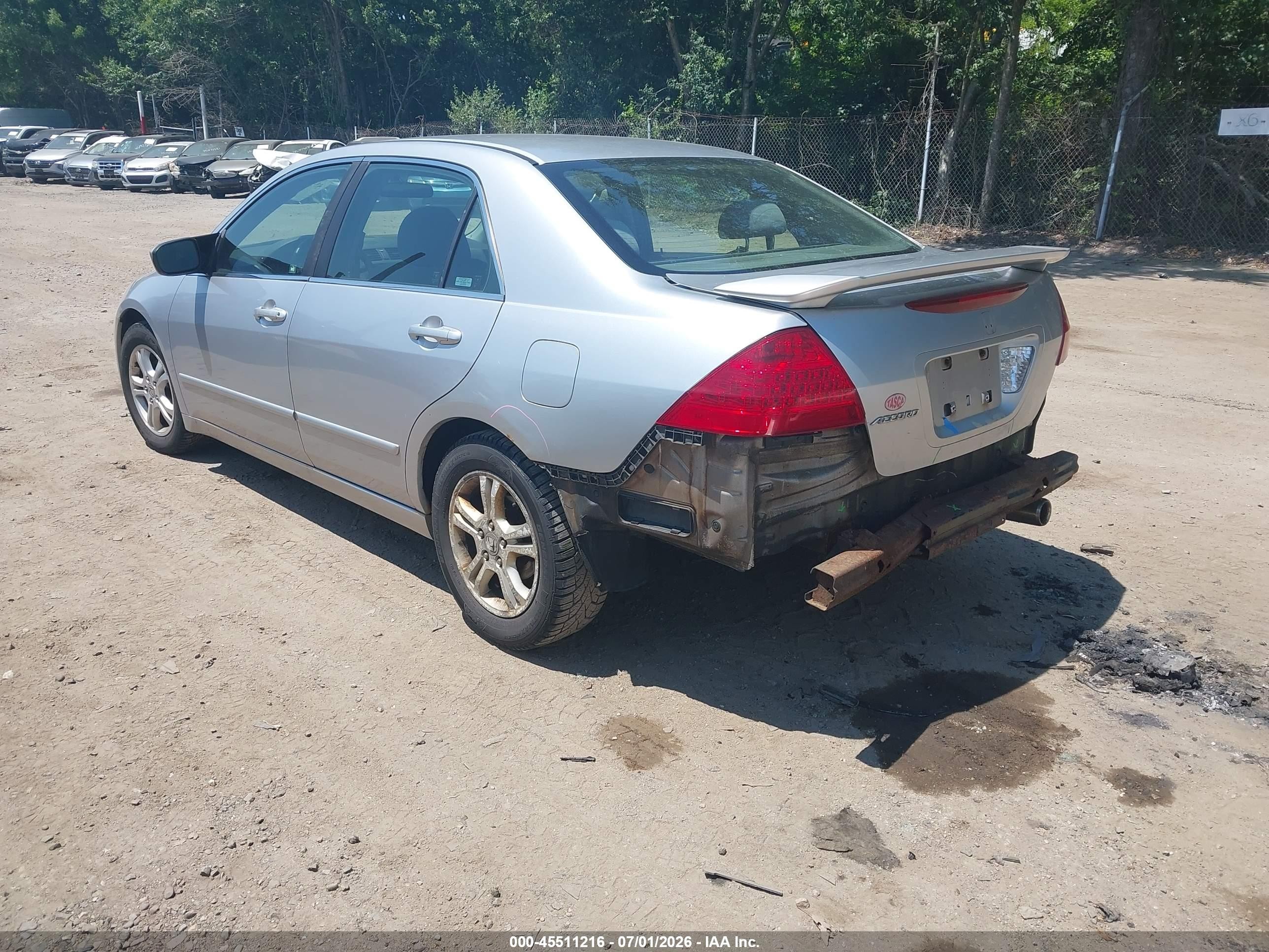 2007 Honda Accord 2.4 Se Silver vin: JHMCM56367C012810