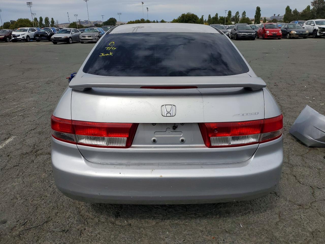 2003 Honda Accord Lx Silver vin: JHMCM56373C041341