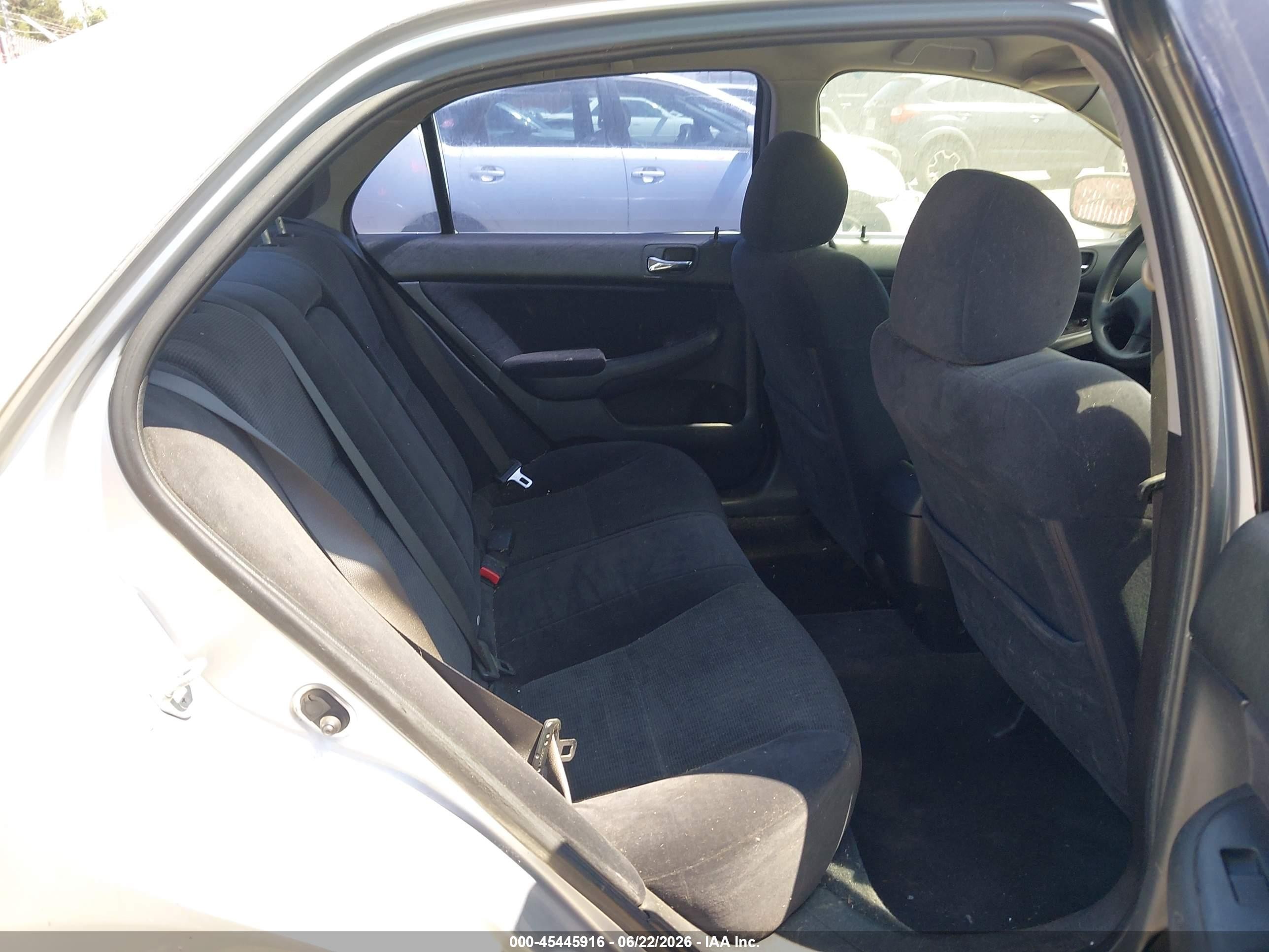 2003 Honda Accord Sdn Lx Silver vin: JHMCM56373C073125