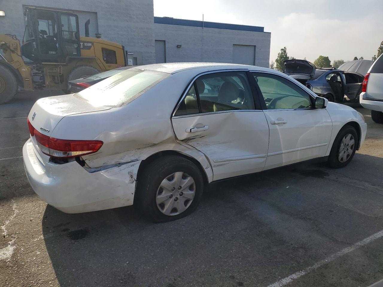 2004 Honda Accord Lx White vin: JHMCM56374C036383