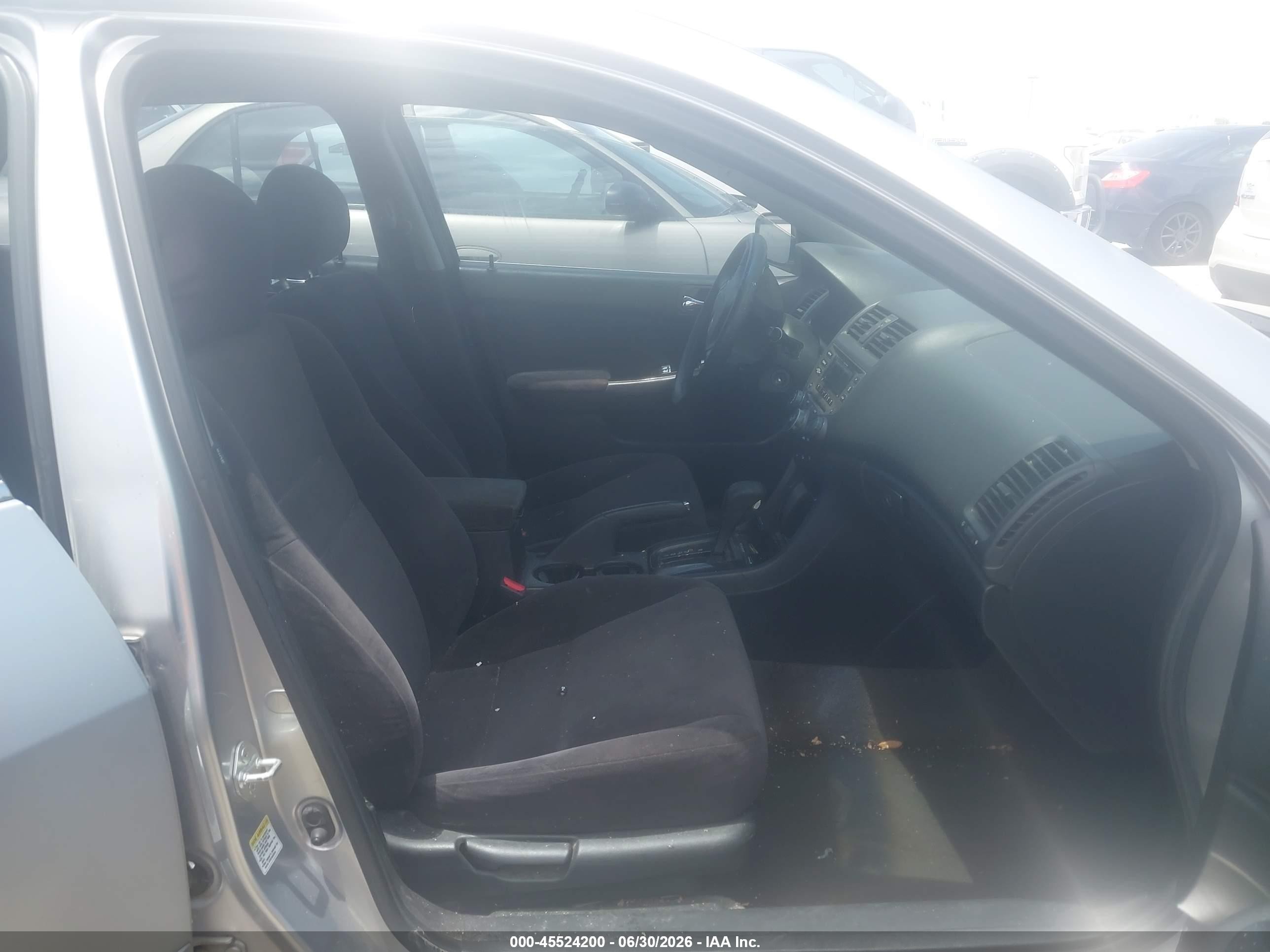 2007 Honda Accord 2.4 Se Silver vin: JHMCM56377C023721
