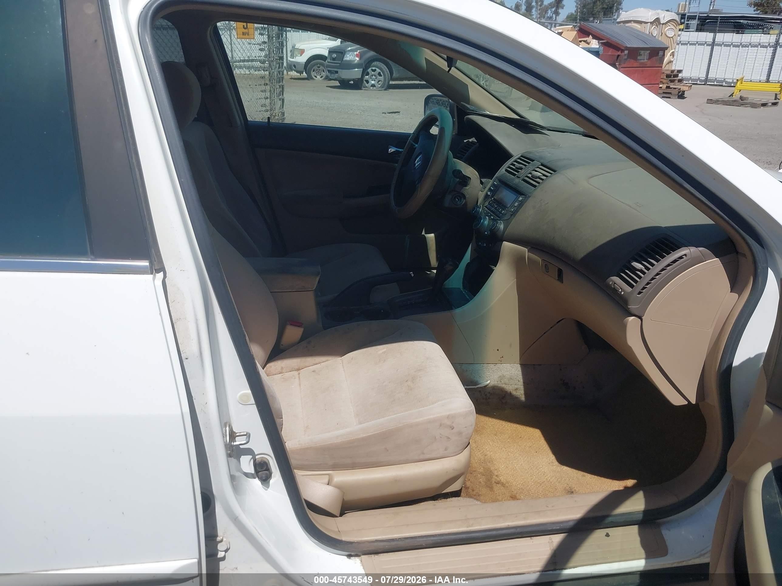 2003 Honda Accord 2.4 Lx White vin: JHMCM56383C023902