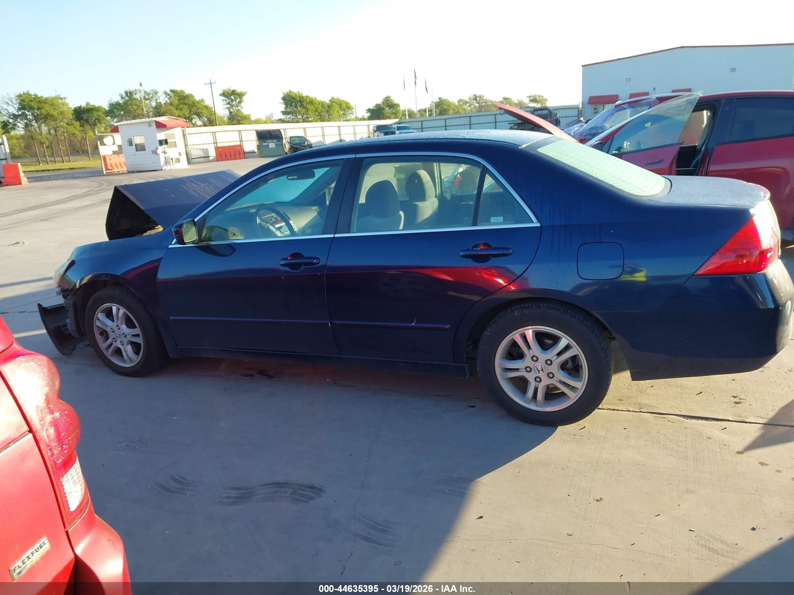 2007 Honda Accord 2.4 Se Dark Blue vin: JHMCM56387C007687