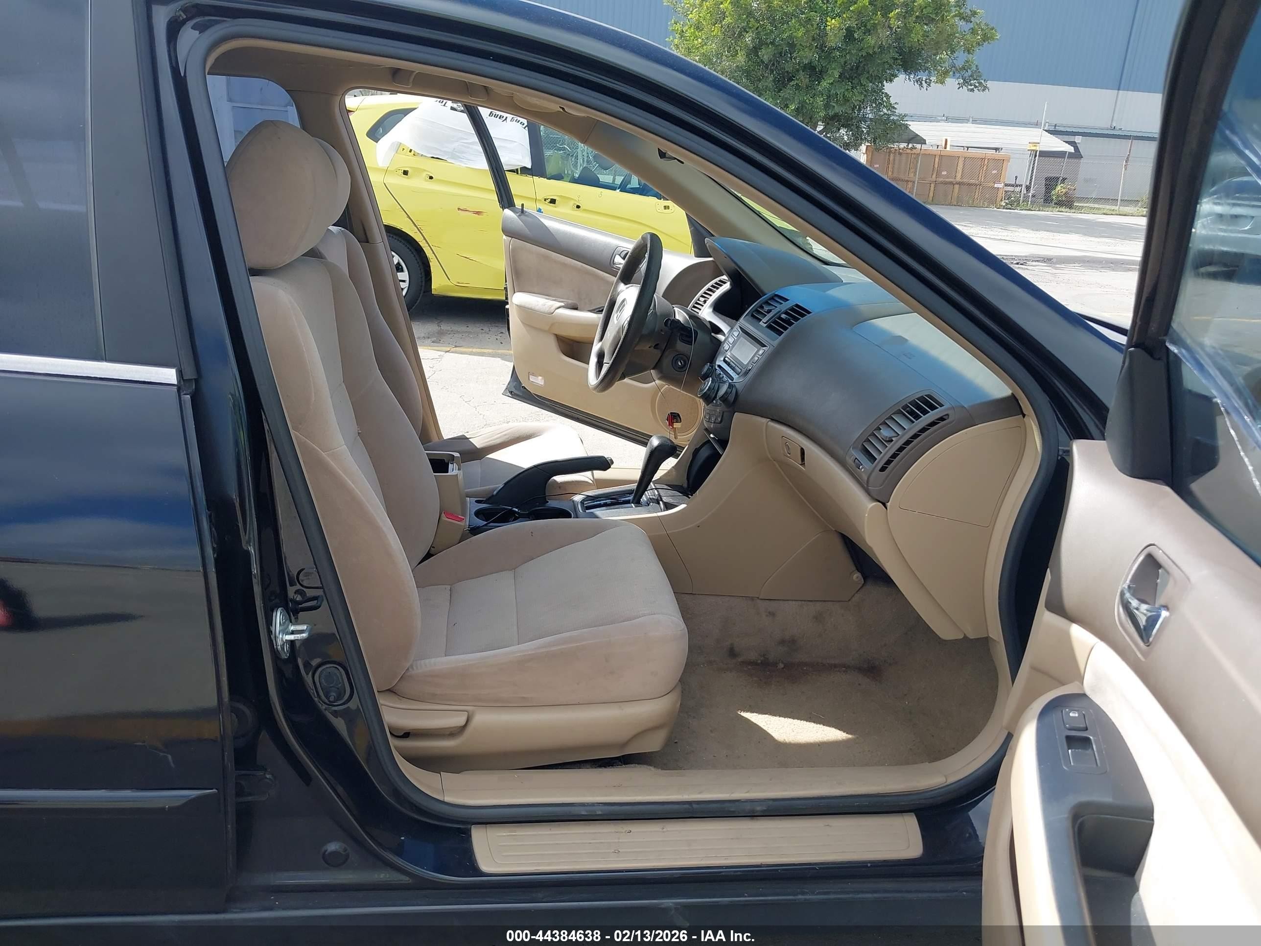 2003 Honda Accord 2.4 Lx Black vin: JHMCM56393C062093