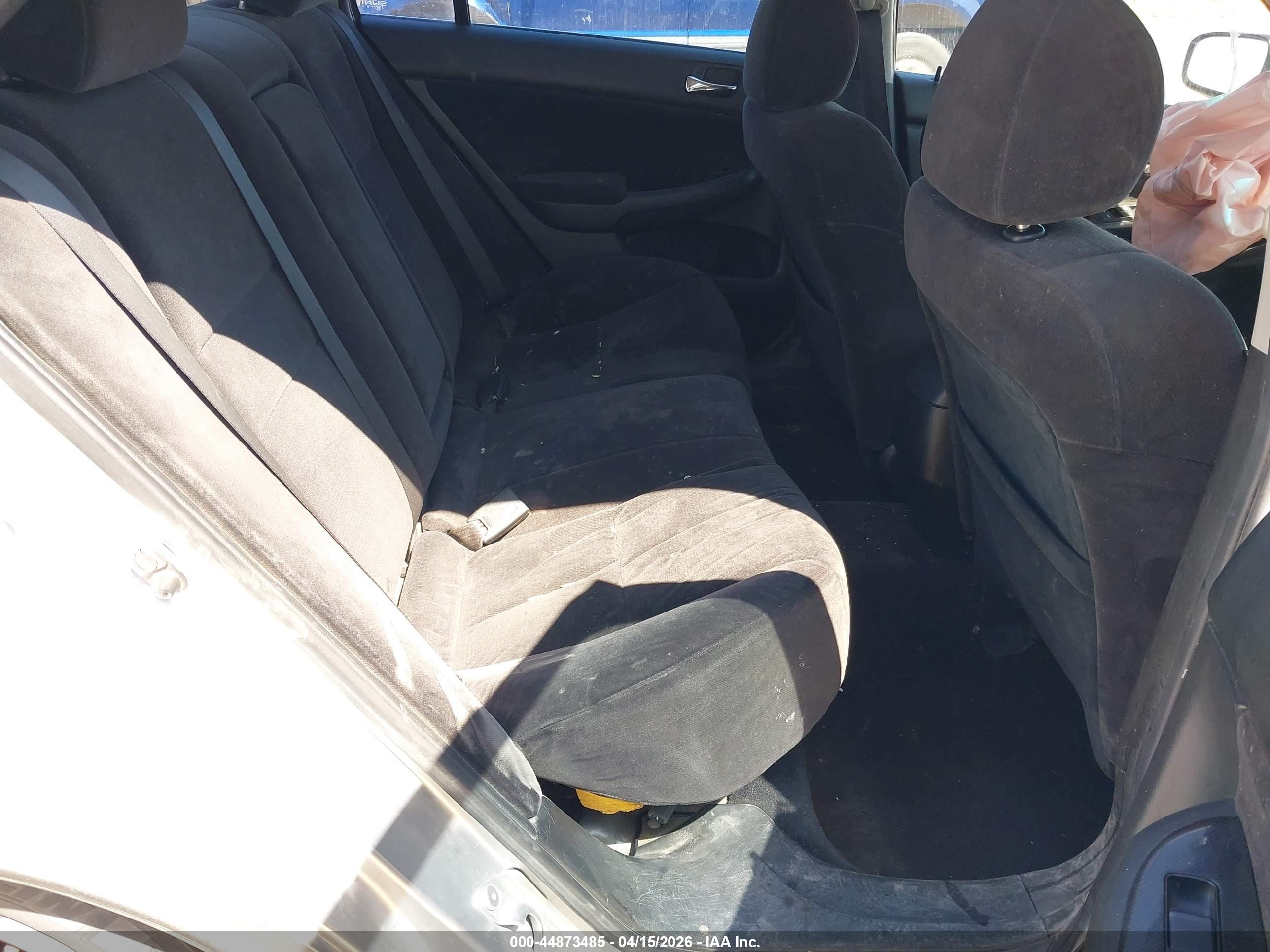 2007 Honda Accord 2.4 Se Silver vin: JHMCM56397C009979