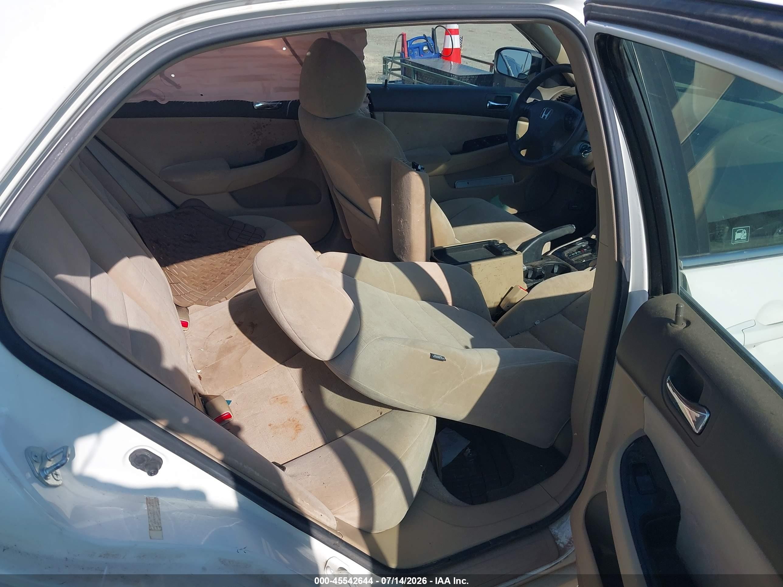 2007 Honda Accord 2.4 Se White vin: JHMCM56397C013031