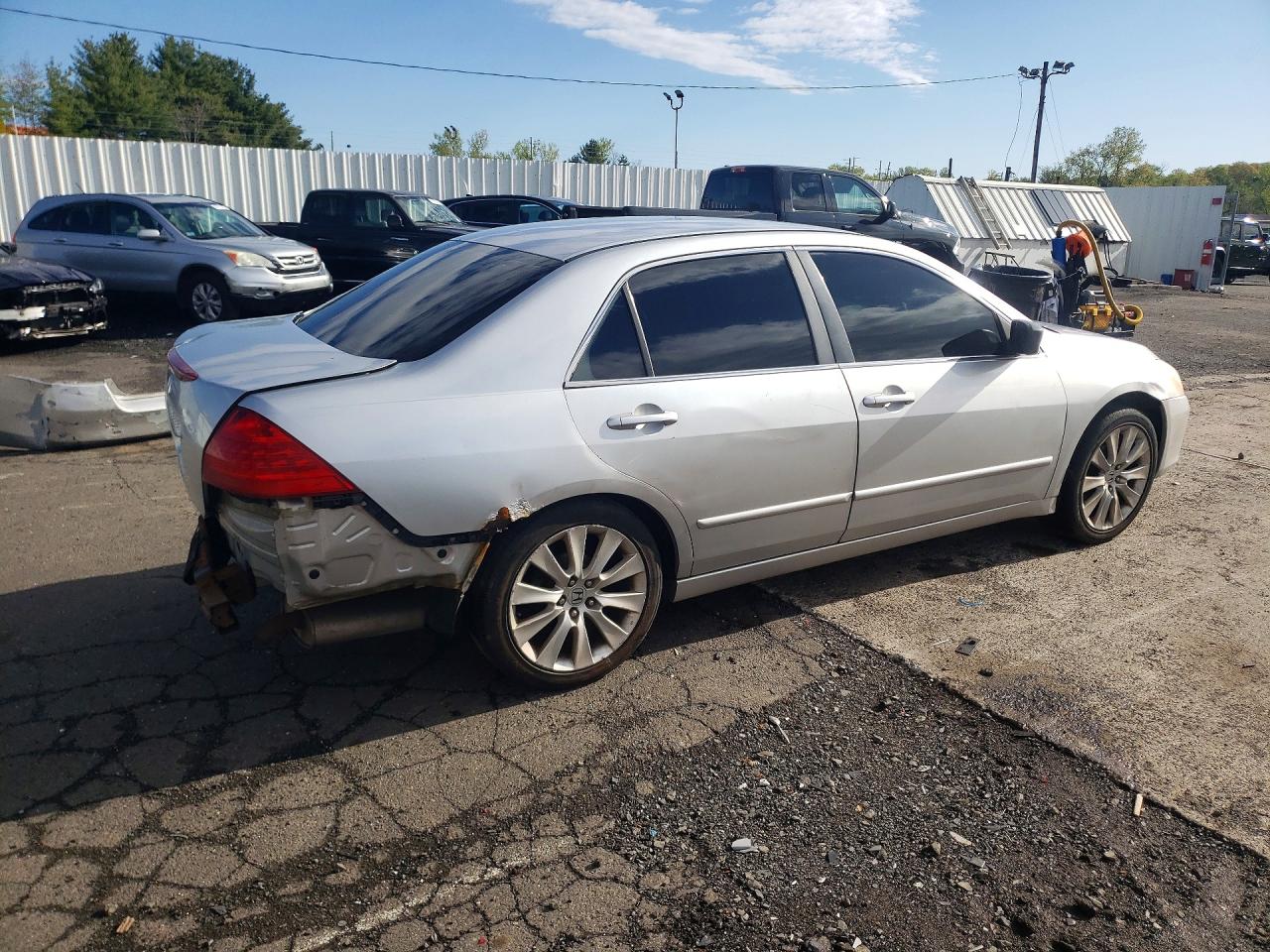2007 Honda Accord Se Silver vin: JHMCM56397C013675