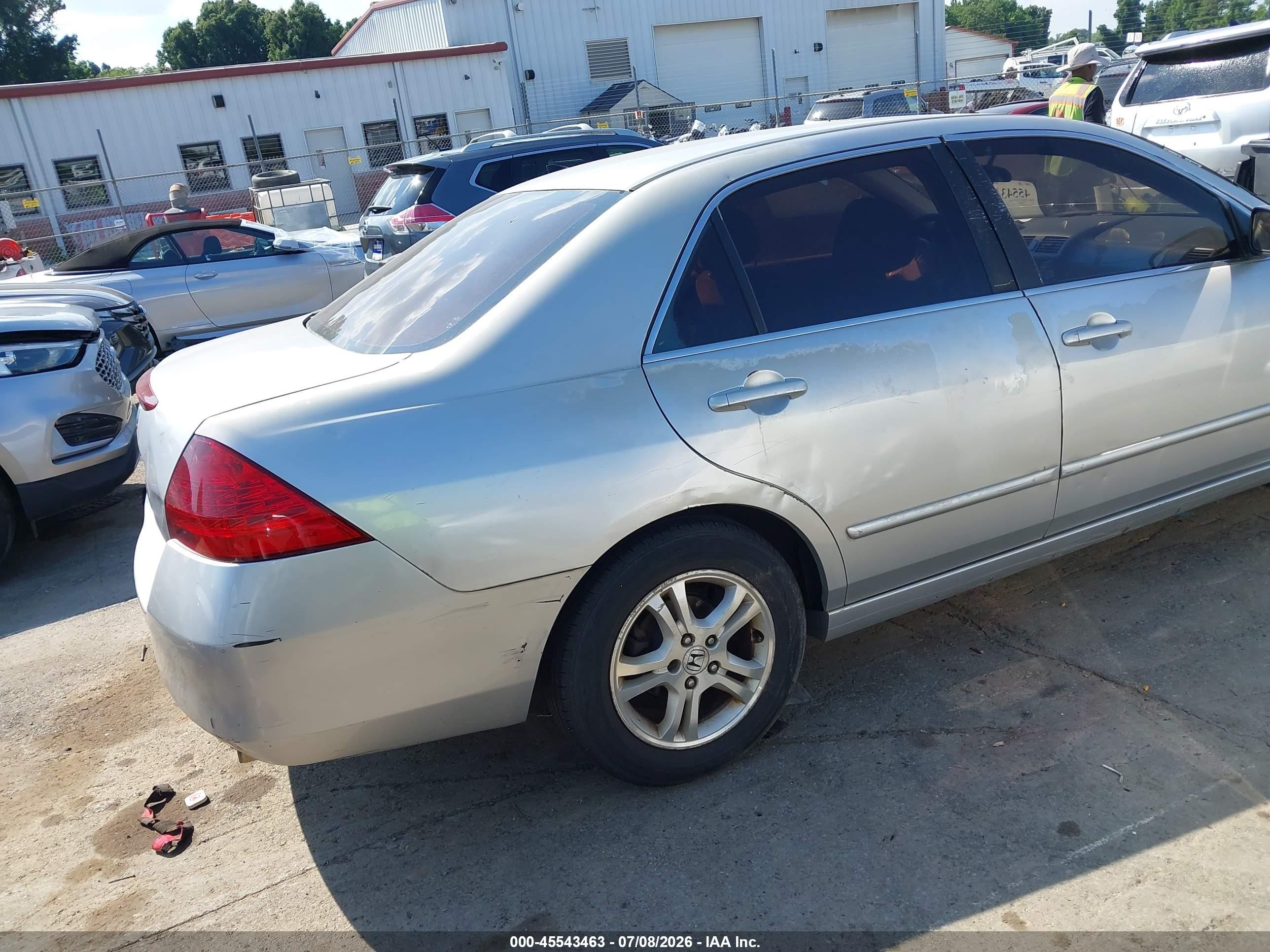 2007 Honda Accord 2.4 Se Серебряный vin: JHMCM56397C020318
