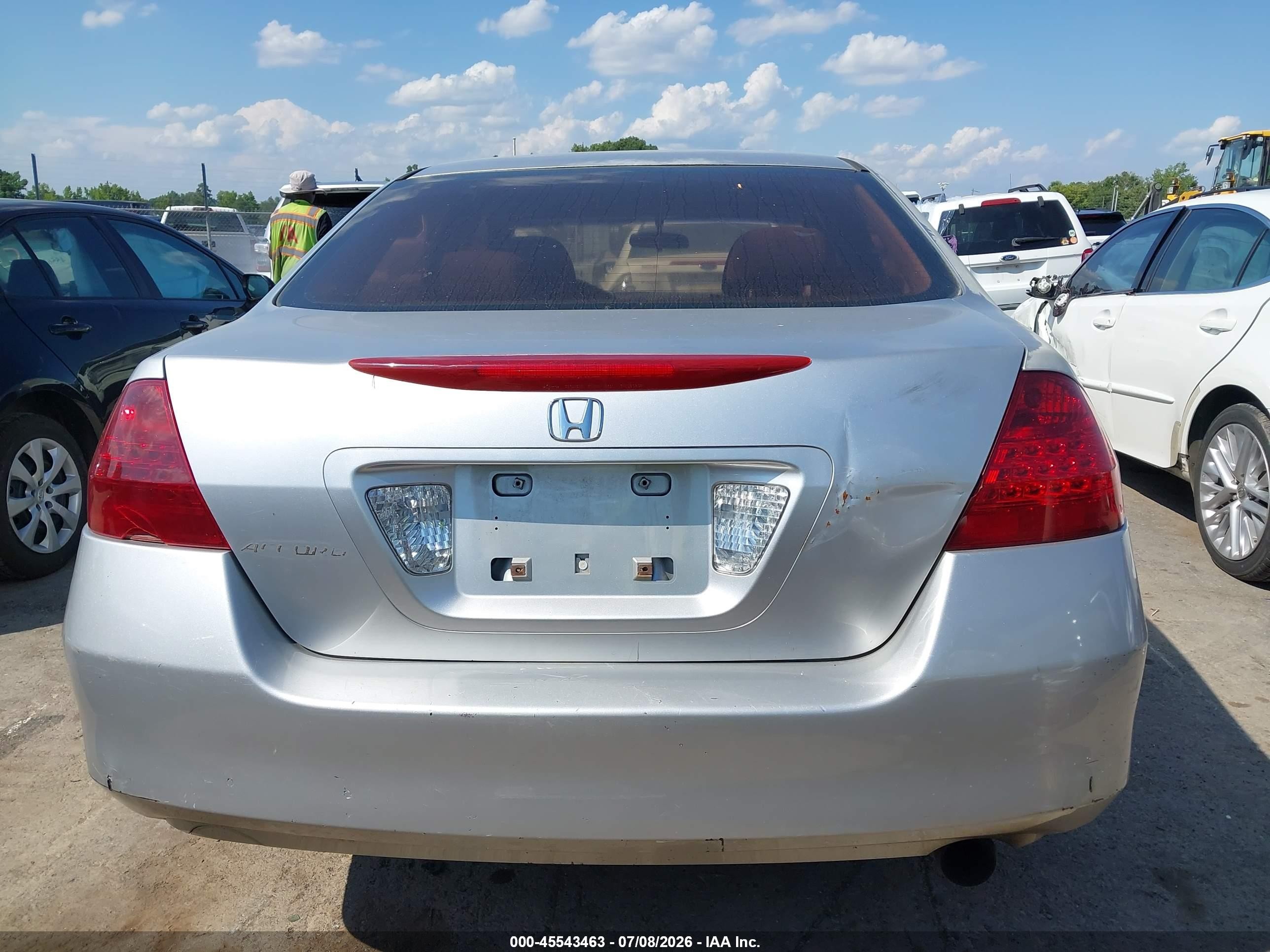 2007 Honda Accord 2.4 Se Серебряный vin: JHMCM56397C020318