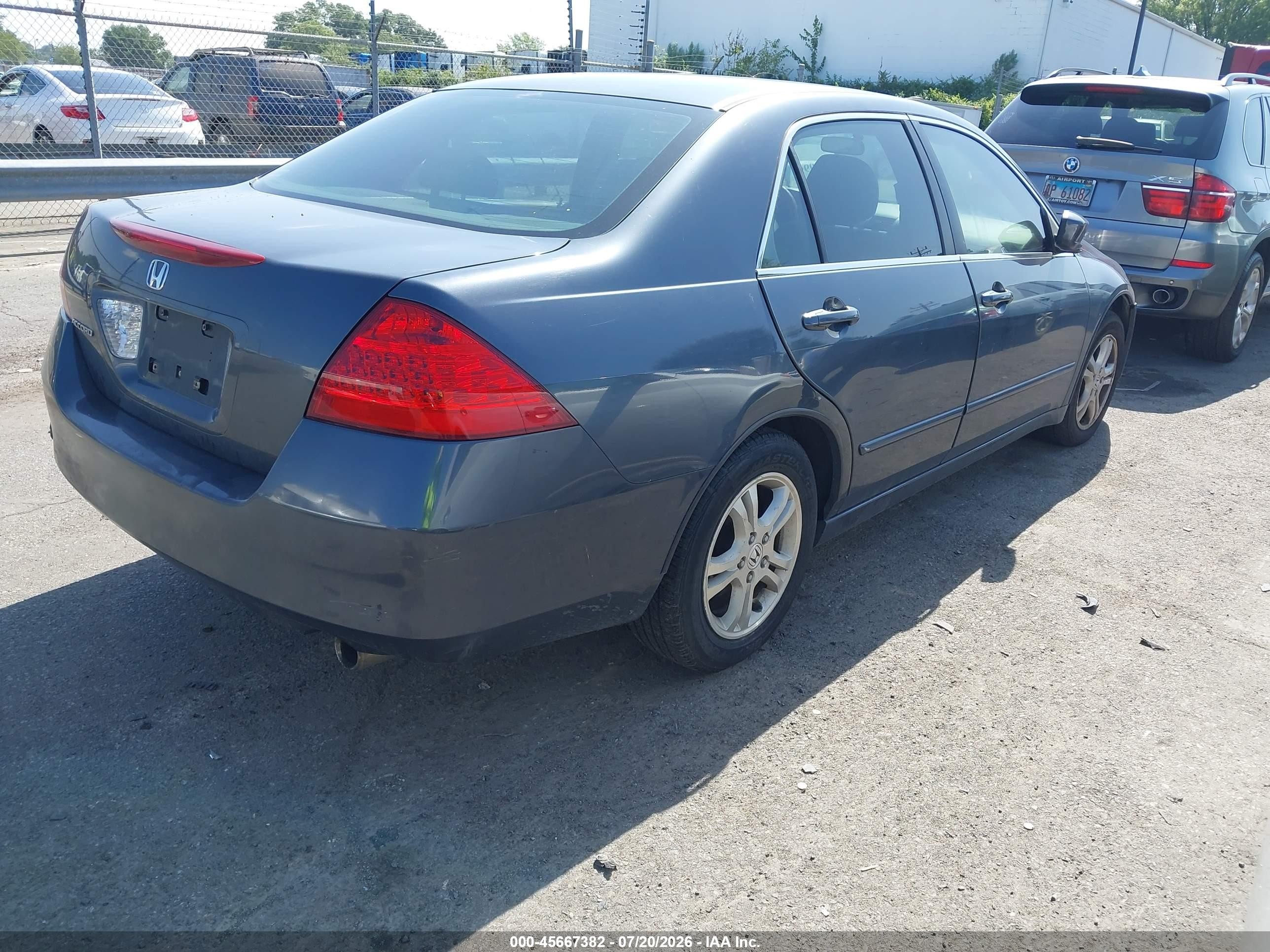 2007 Honda Accord 2.4 Se Серый vin: JHMCM56397C021100