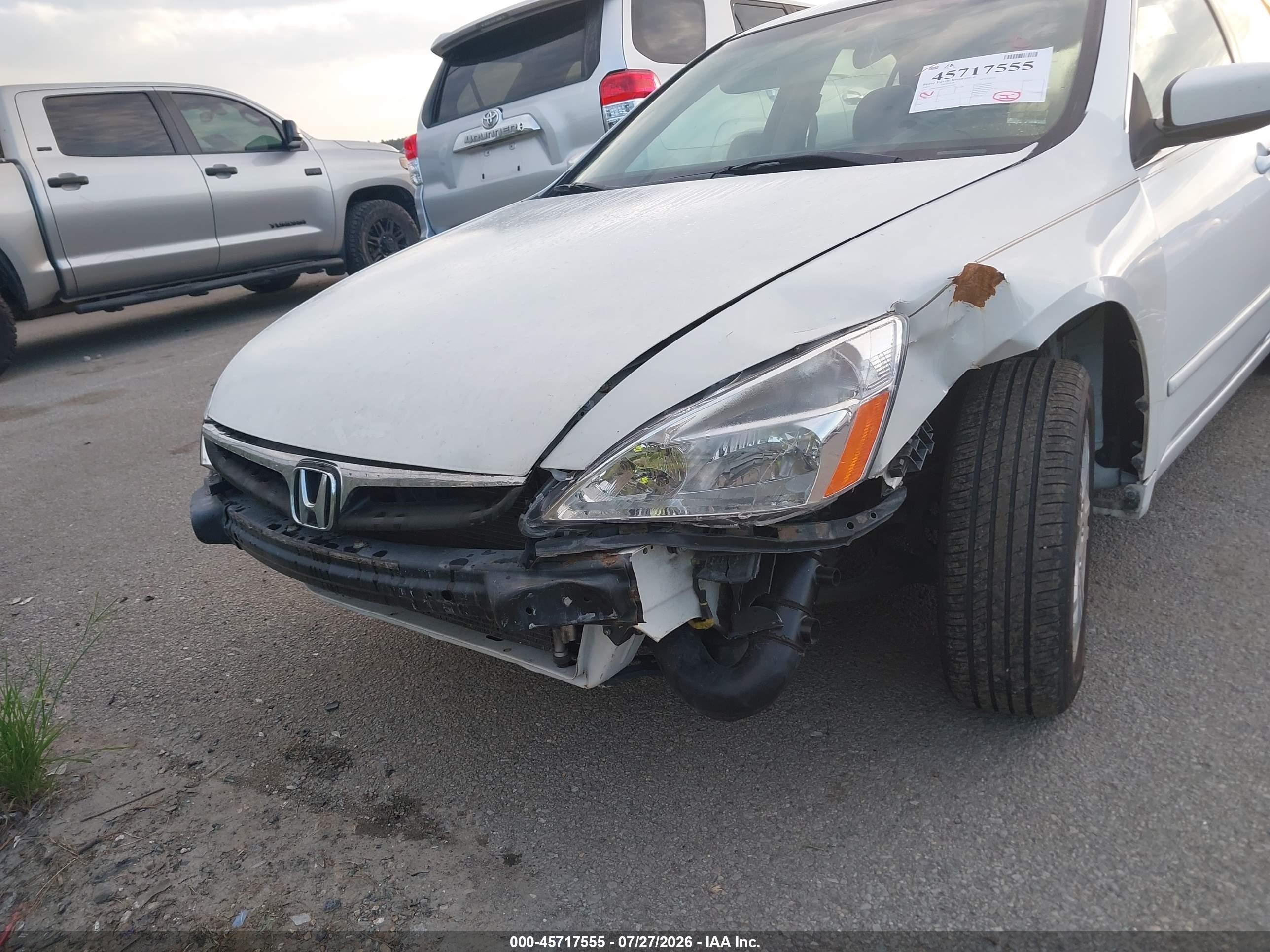 2007 Honda Accord 2.4 Se White vin: JHMCM56397C022084