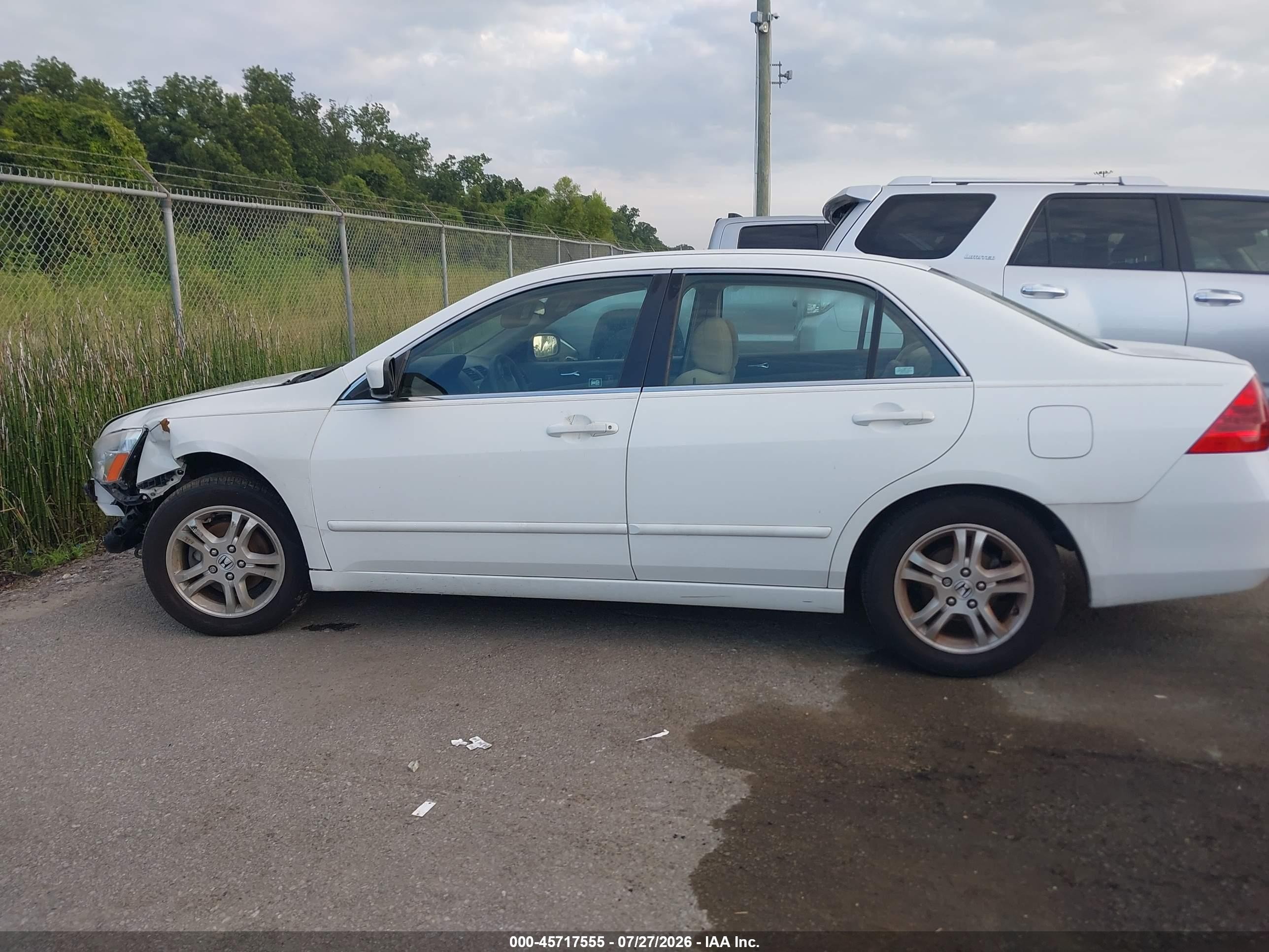2007 Honda Accord 2.4 Se White vin: JHMCM56397C022084