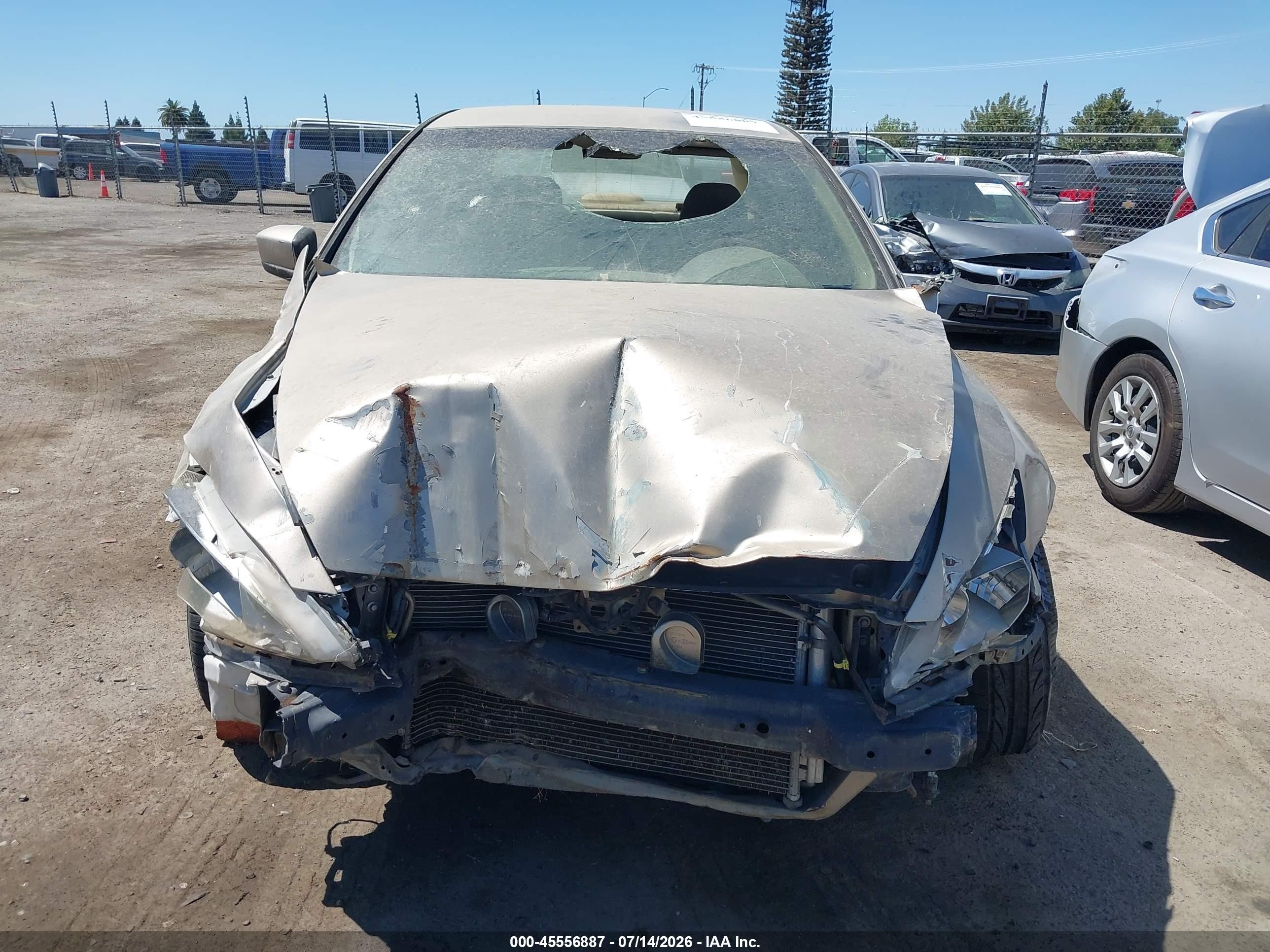 2004 Honda Accord 2.4 Lx Gold vin: JHMCM563X4C022865