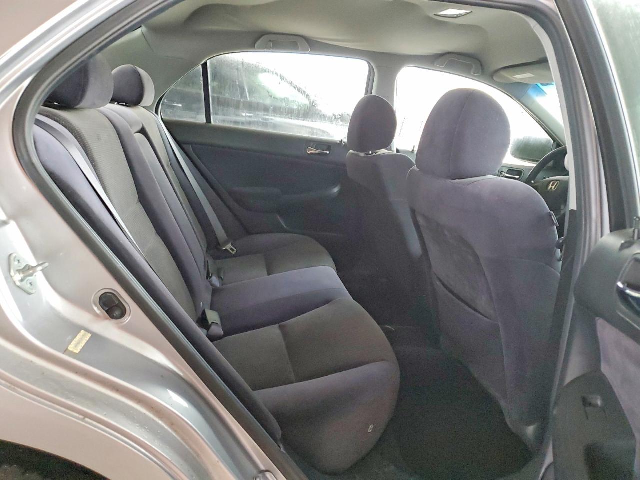 2003 Honda Accord Lx Silver vin: JHMCM56413C085540