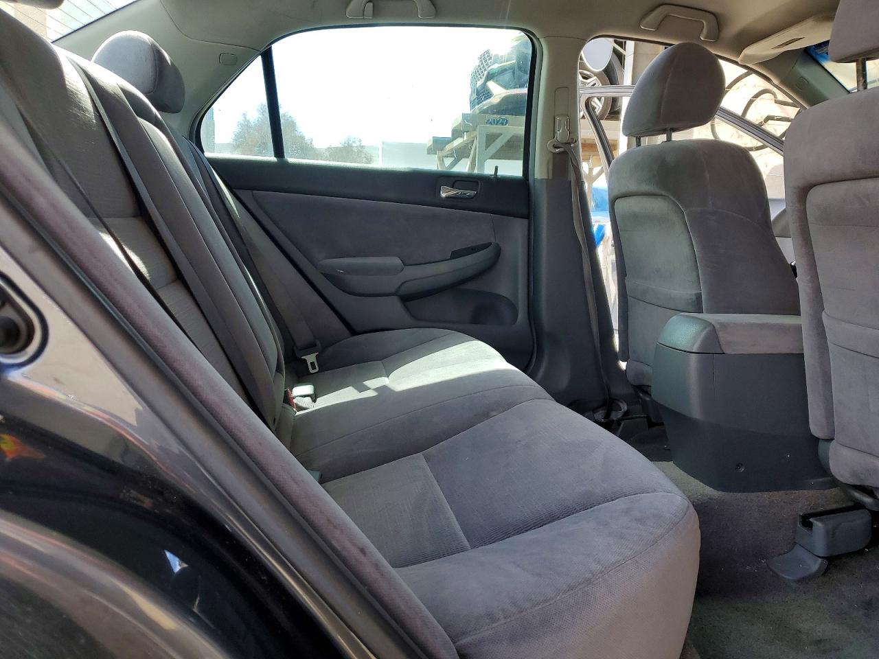 2007 Honda Accord Lx Gray vin: JHMCM56417C023562