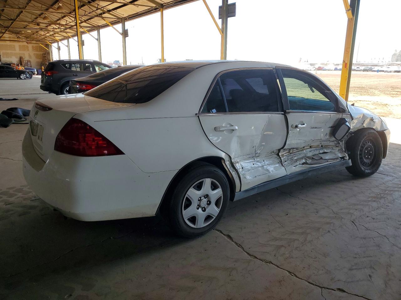 2007 Honda Accord Lx White vin: JHMCM56427C003496