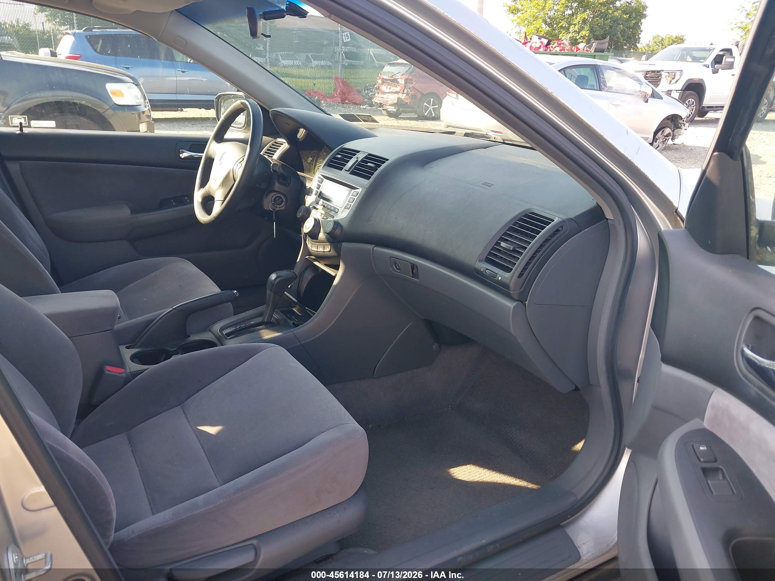 2007 Honda Accord 2.4 Lx Silver vin: JHMCM56427C016880