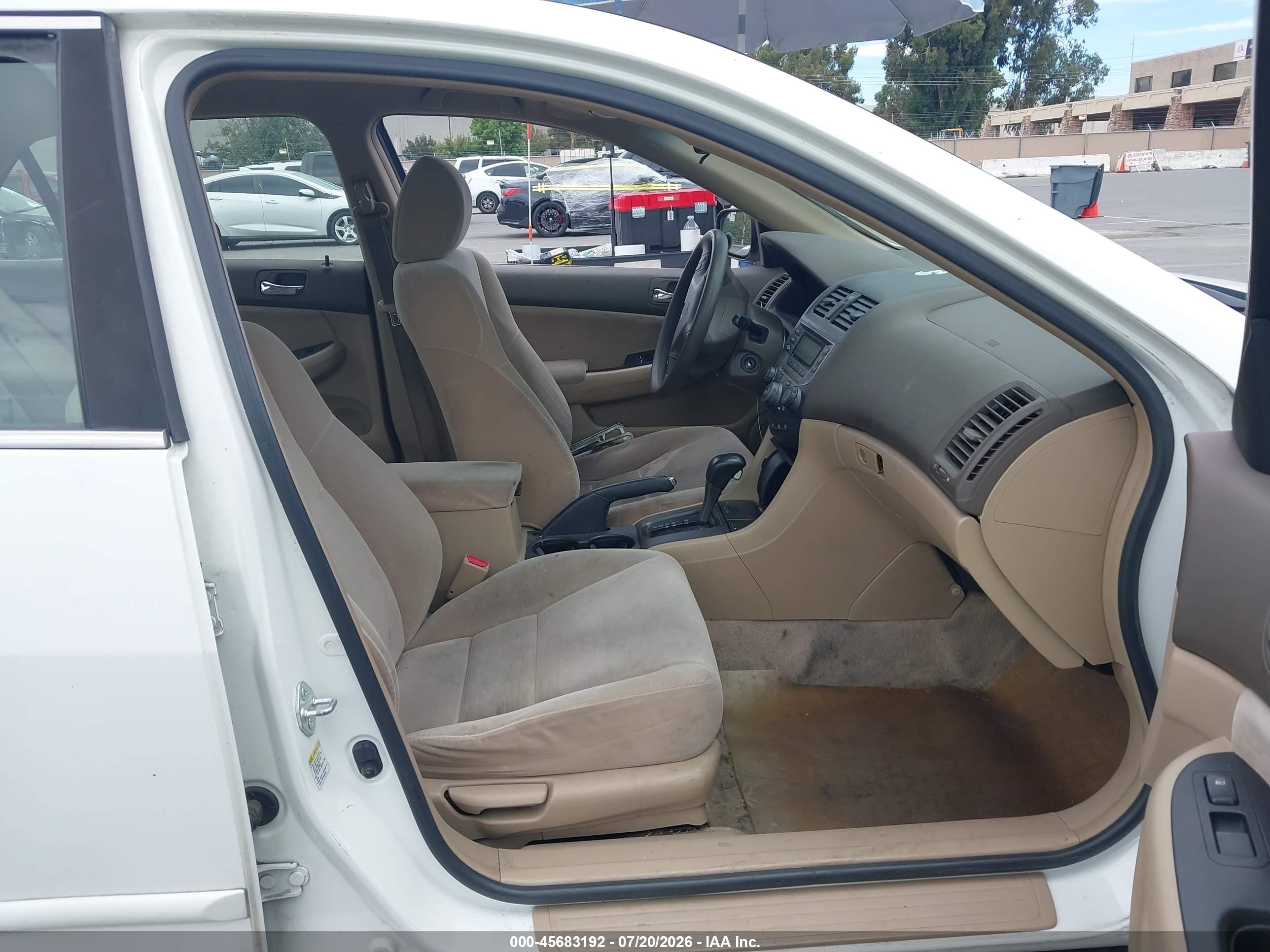 2006 Honda Accord 2.4 Lx Белый vin: JHMCM56446C001098