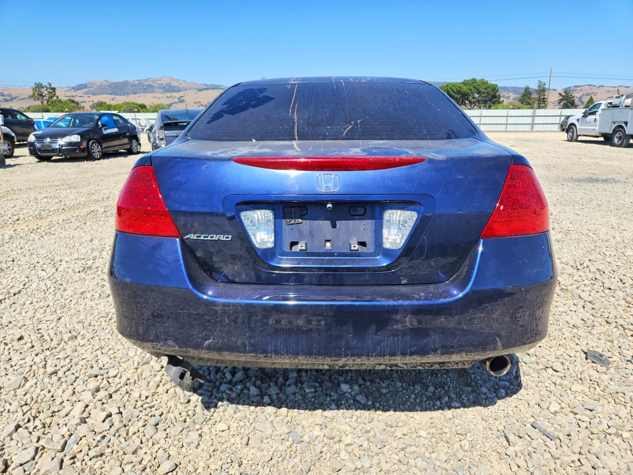 2006 Honda Accord Lx Blue vin: JHMCM56446C008679