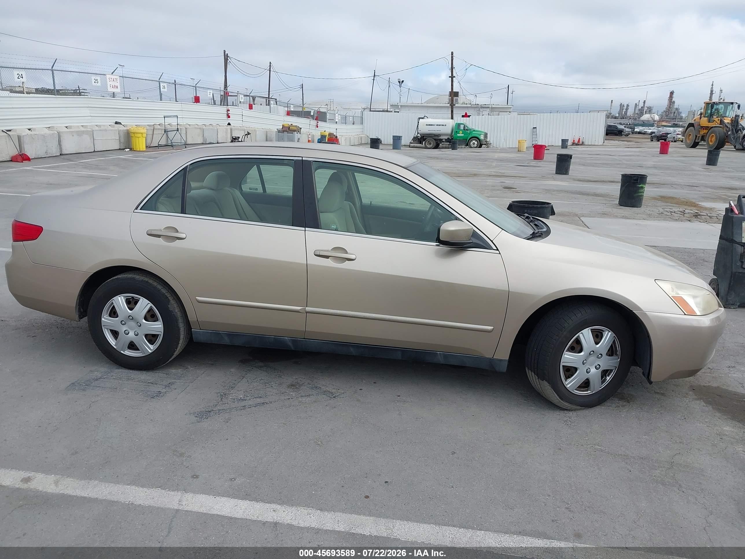 2005 Honda Accord 2.4 Lx Золотой vin: JHMCM56465C003899