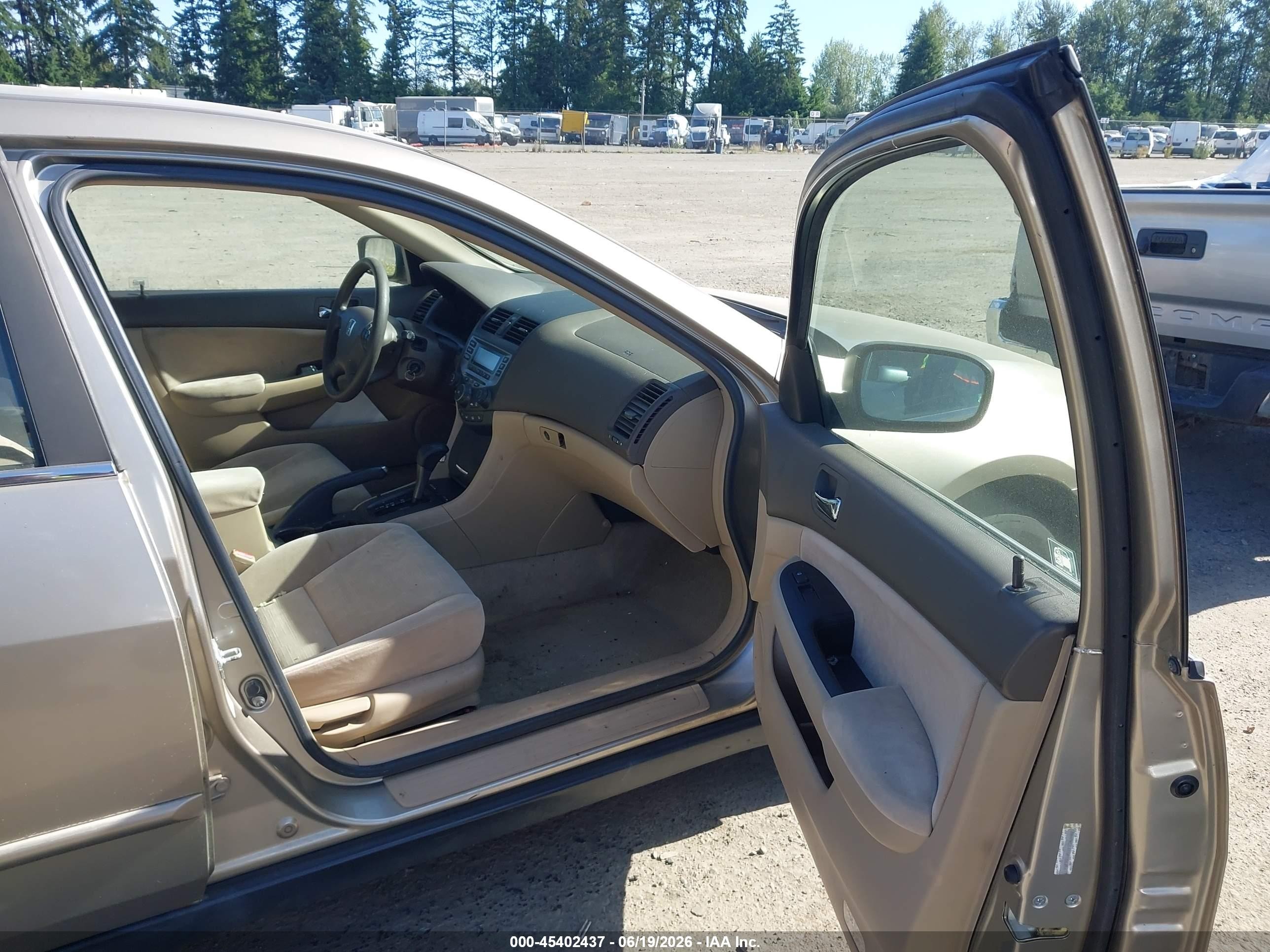 2006 Honda Accord 2.4 Lx Pewter vin: JHMCM56486C006496