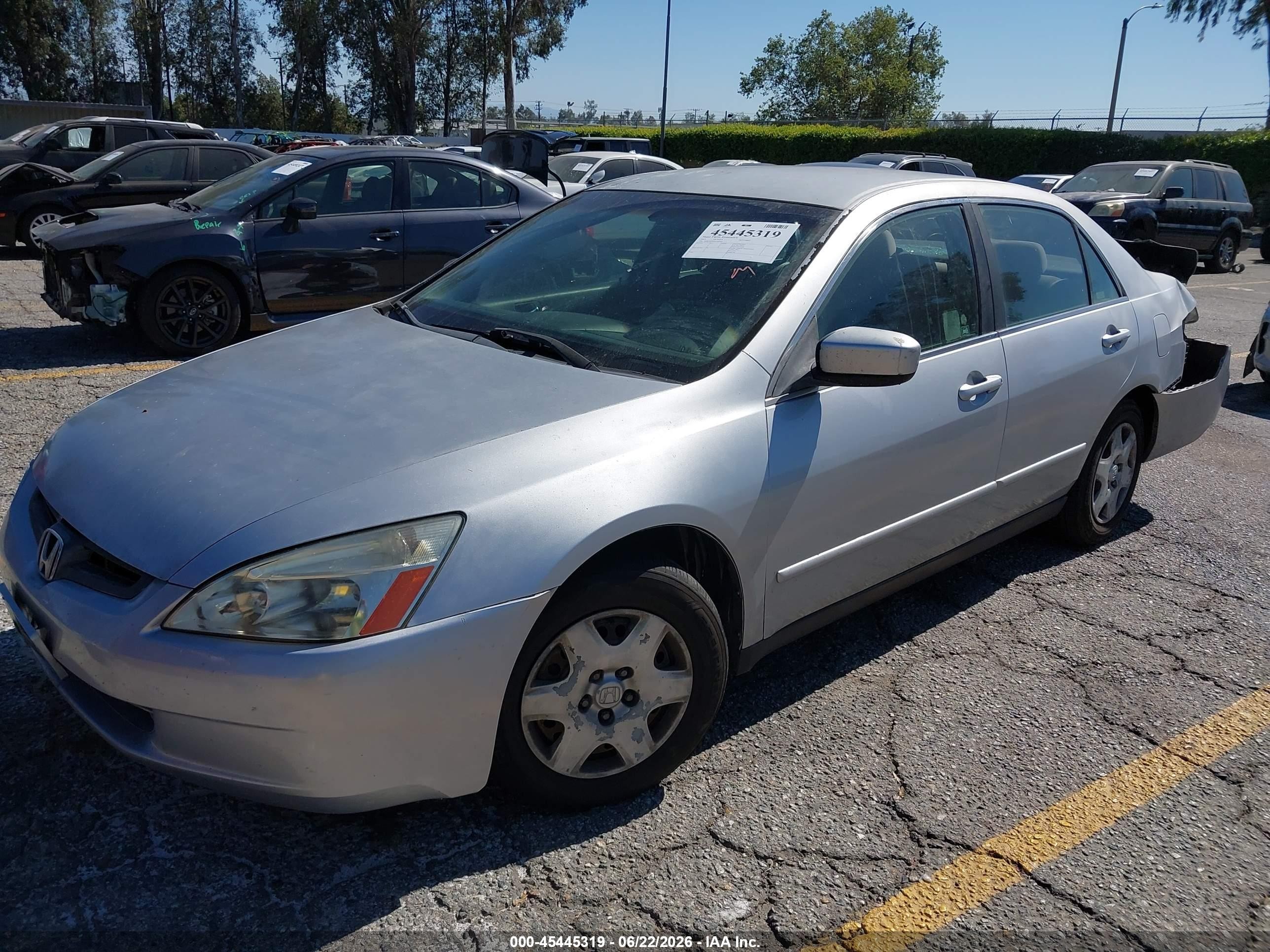 2005 Honda Accord 2.4 Lx Silver vin: JHMCM56495C004545
