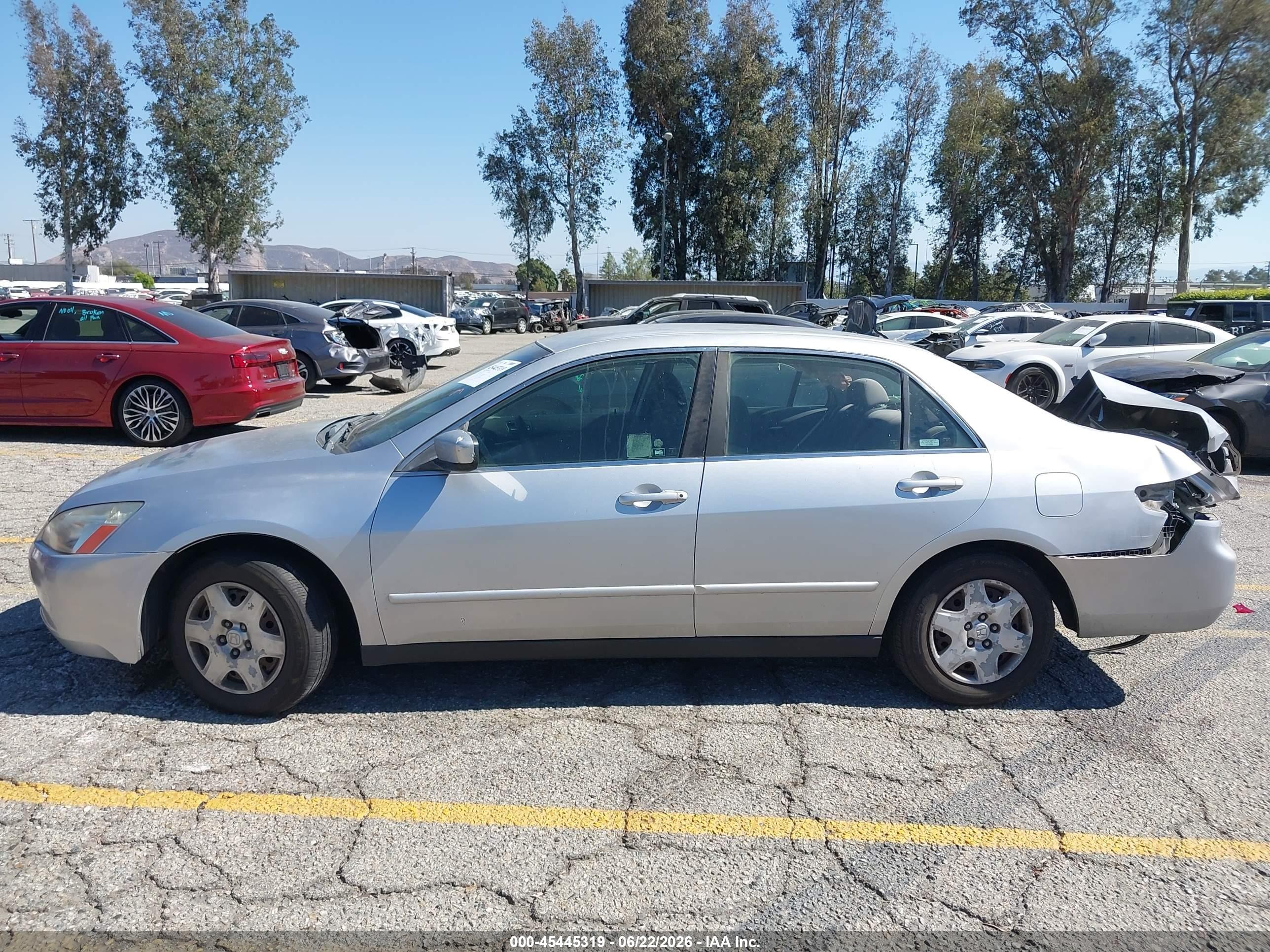 2005 Honda Accord 2.4 Lx Silver vin: JHMCM56495C004545