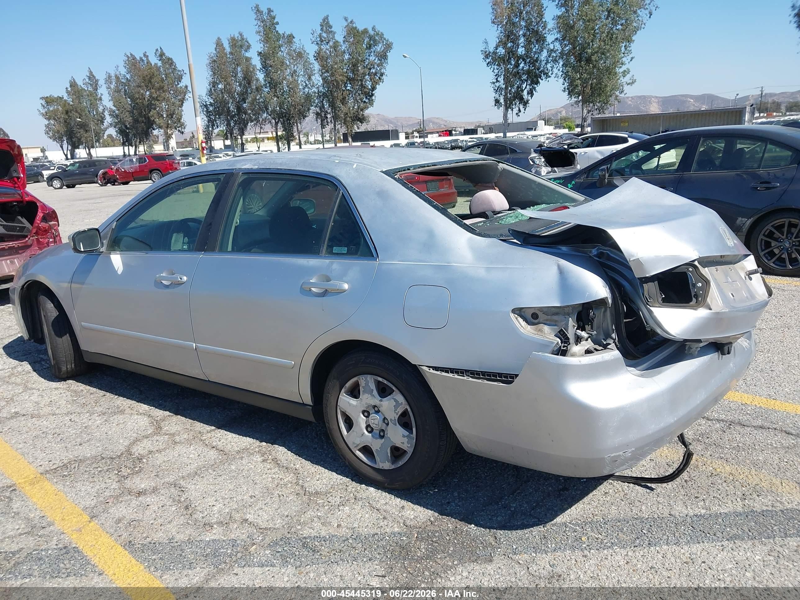 2005 Honda Accord 2.4 Lx Silver vin: JHMCM56495C004545
