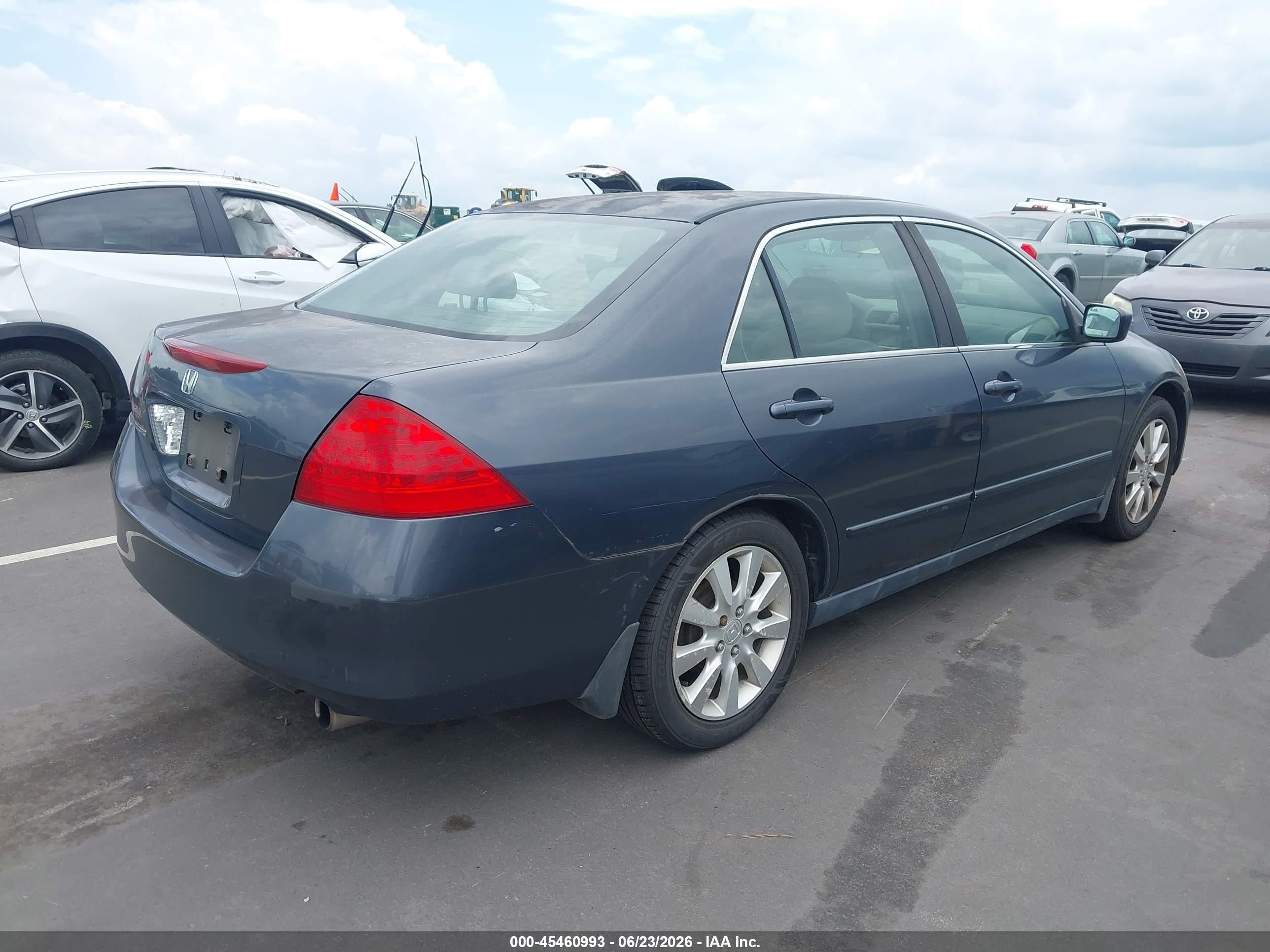 2006 Honda Accord 2.4 Lx Navy vin: JHMCM564X6C011117