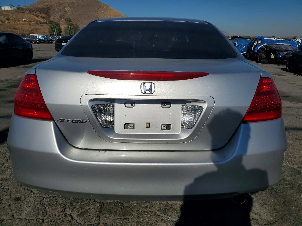 2007 Honda Accord Lx Silver vin: JHMCM564X7C004718