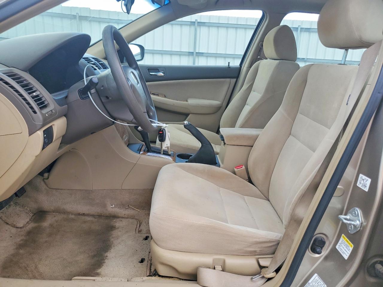 2003 Honda Accord Ex Gold vin: JHMCM56603C009633