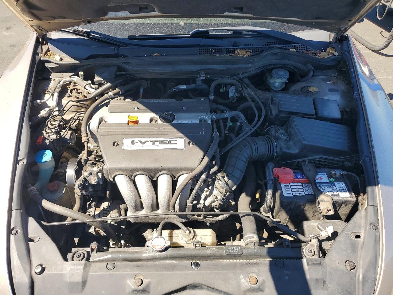 2003 Honda Accord Ex Gold vin: JHMCM56613C024139