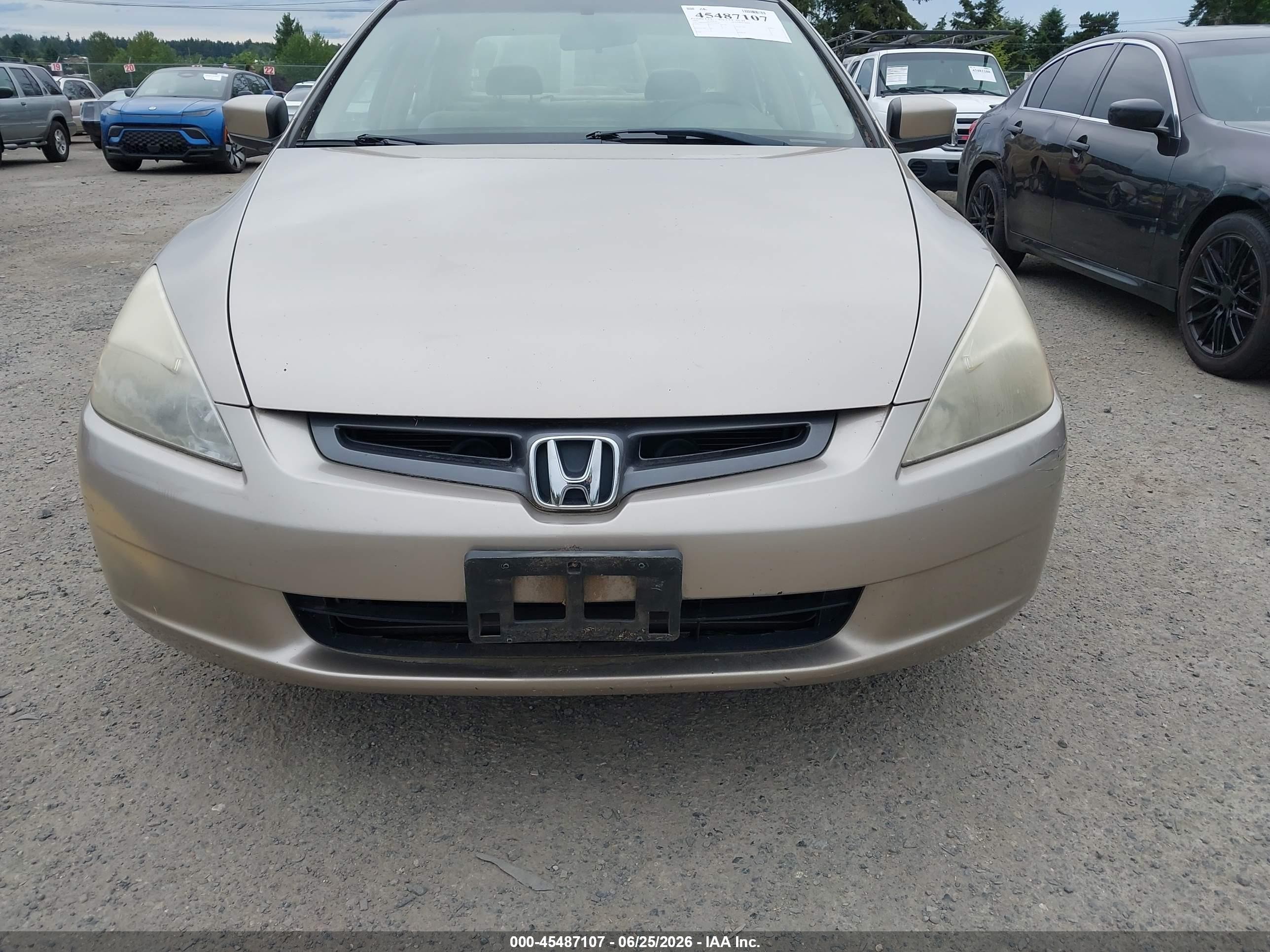2003 Honda Accord Sdn Ex Beige vin: JHMCM56623C024926