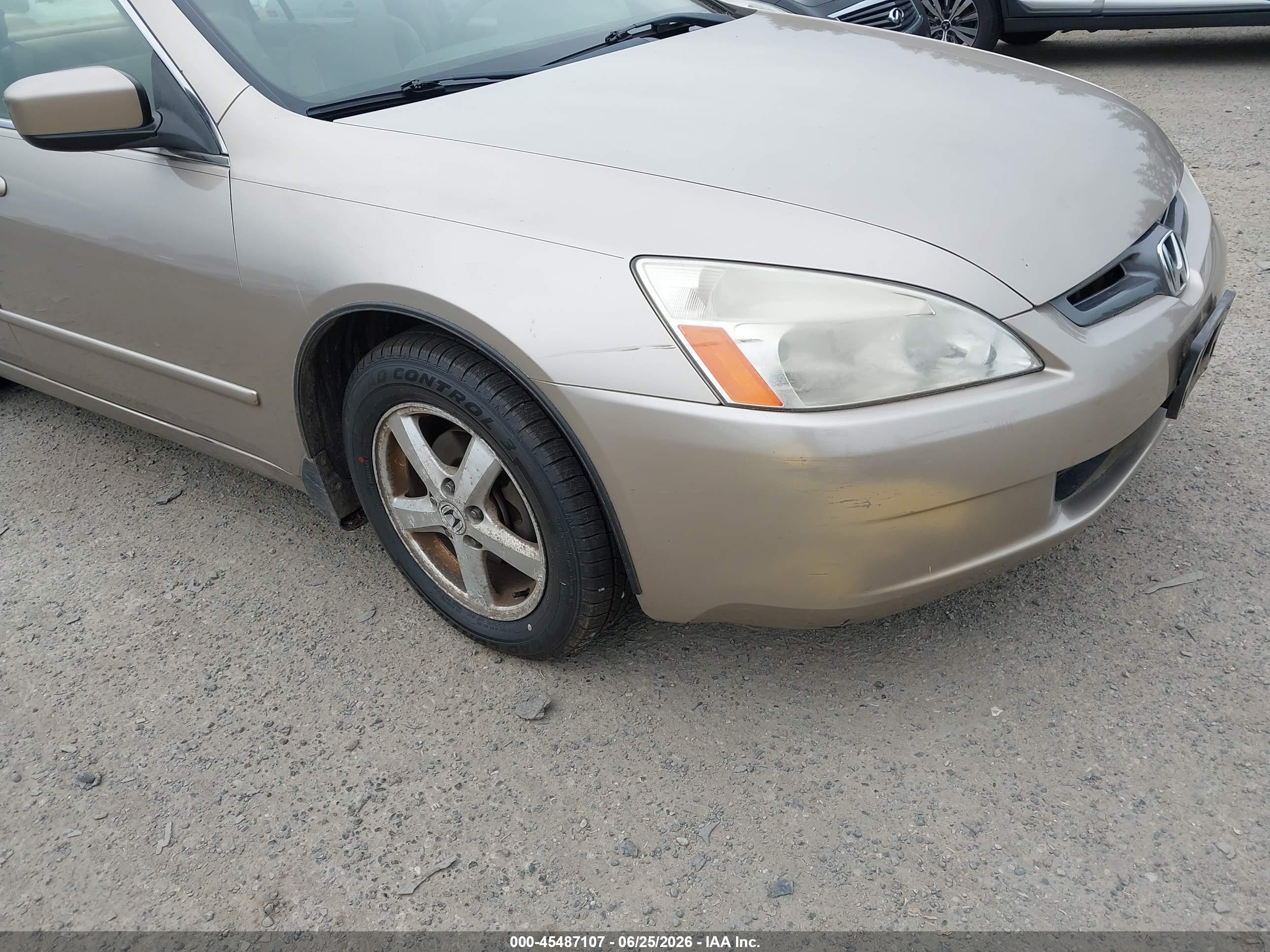 2003 Honda Accord Sdn Ex Beige vin: JHMCM56623C024926