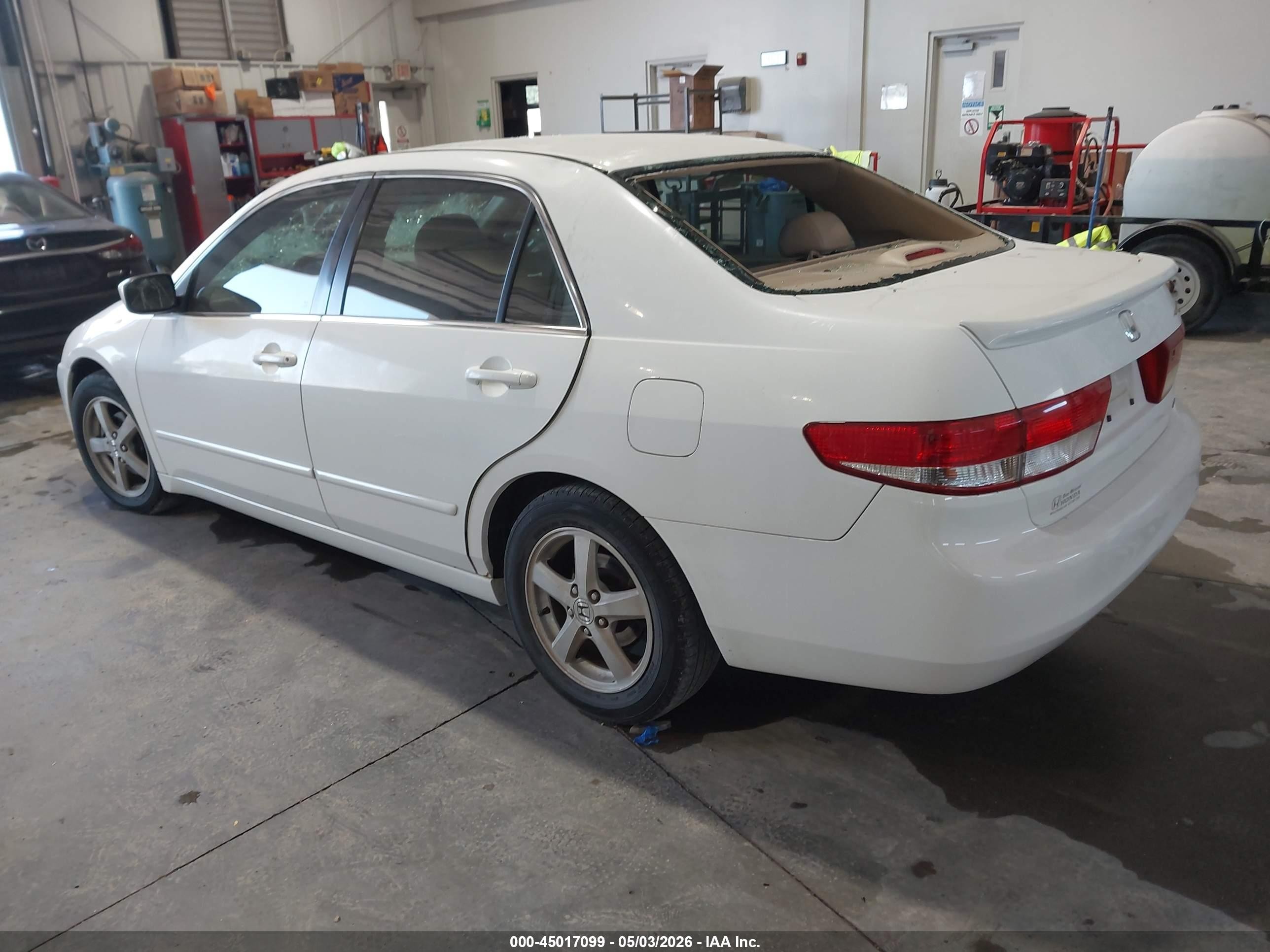 2003 Honda Accord 2.4 Ex White vin: JHMCM56623C051060