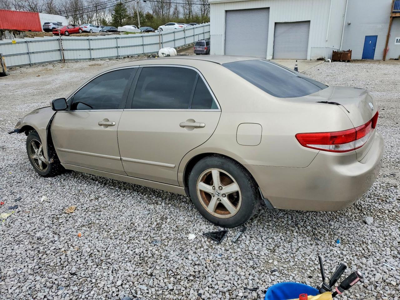 2004 Honda Accord Ex Gold vin: JHMCM56624C030176